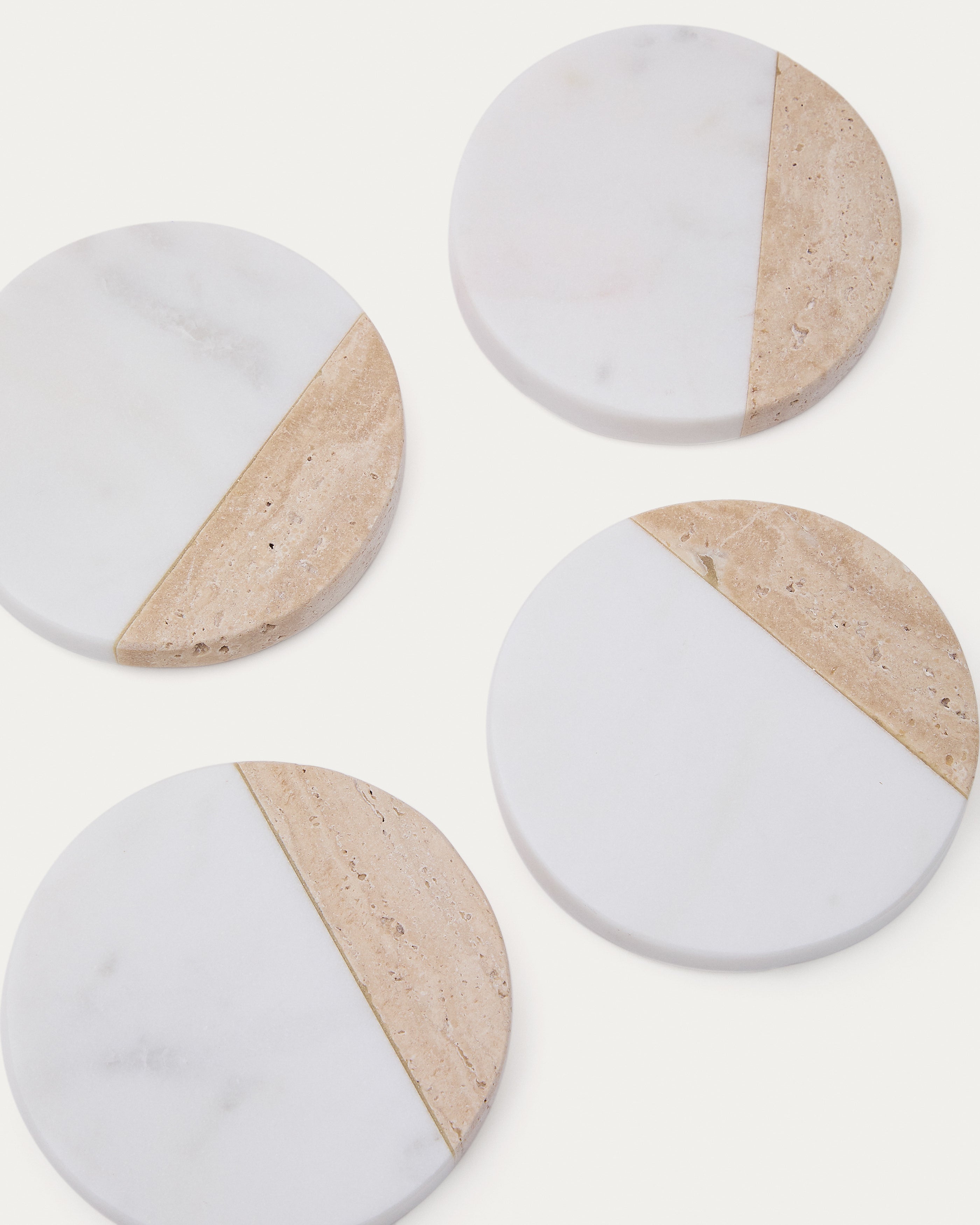Nivol set of 4 coasters in white marble and travertine - Detail