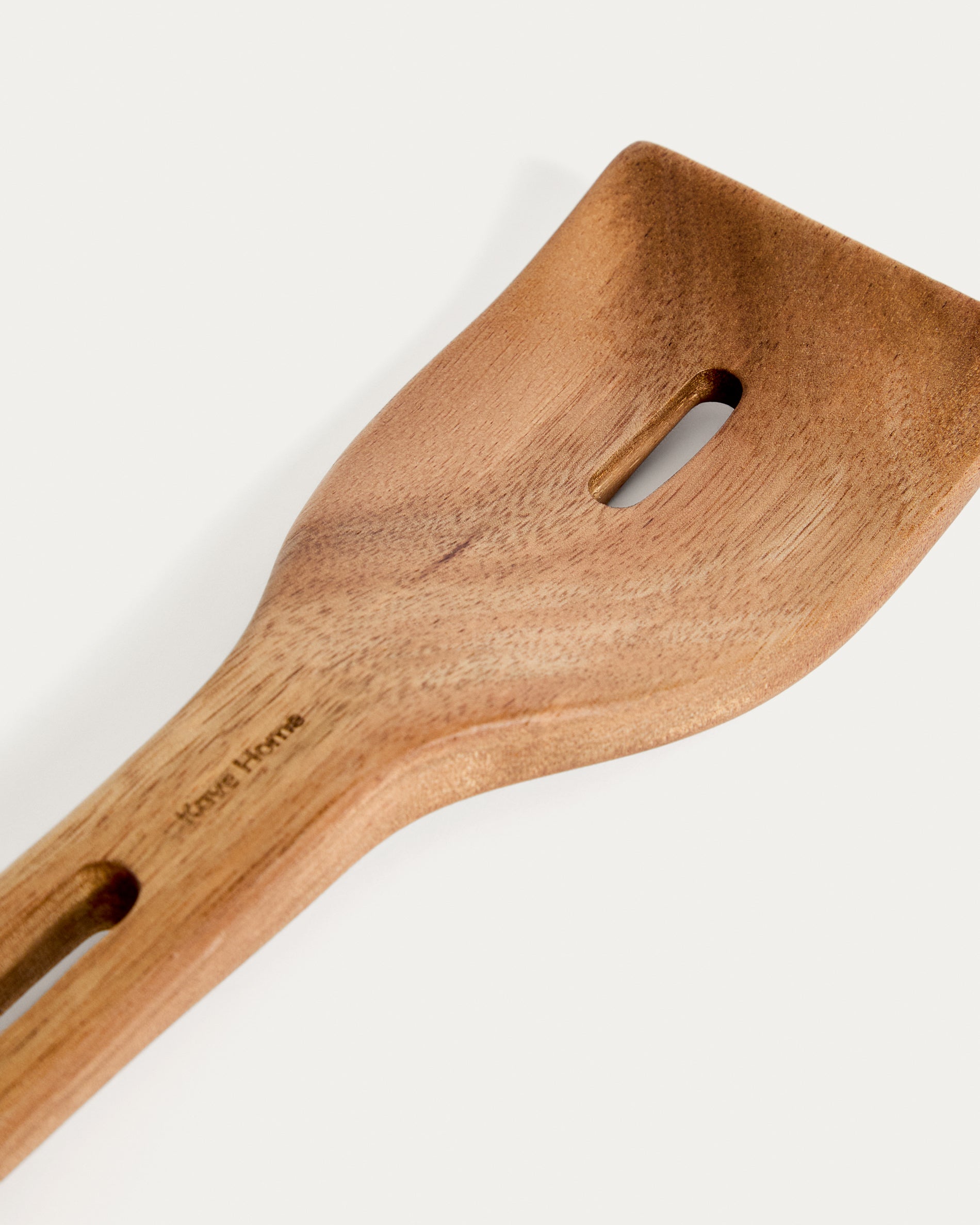 Blera kitchen utensil in acacia wood FSC 100% - Detail