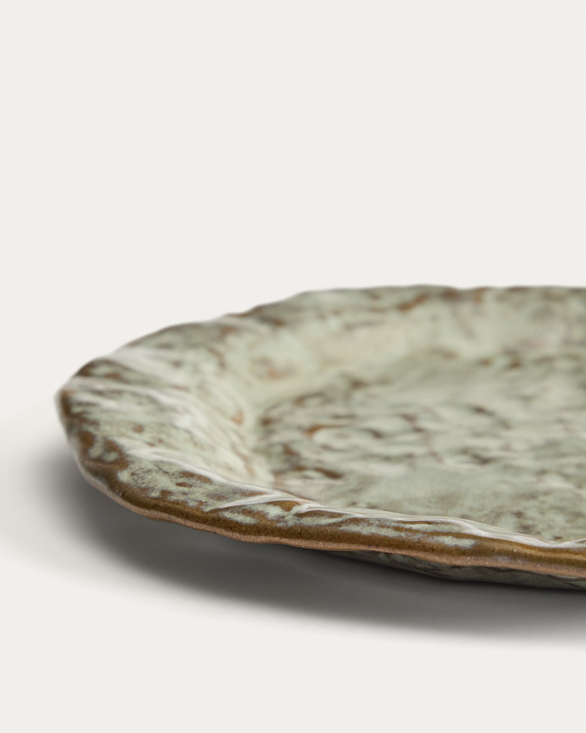 Alenia brown ceramic dessert plate - Detail
