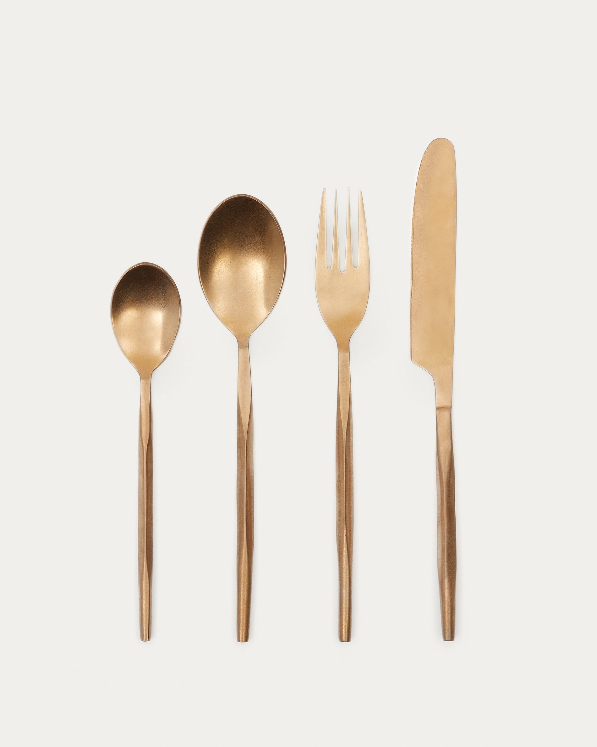 Ali 16-piece copper cutlery set - Product View