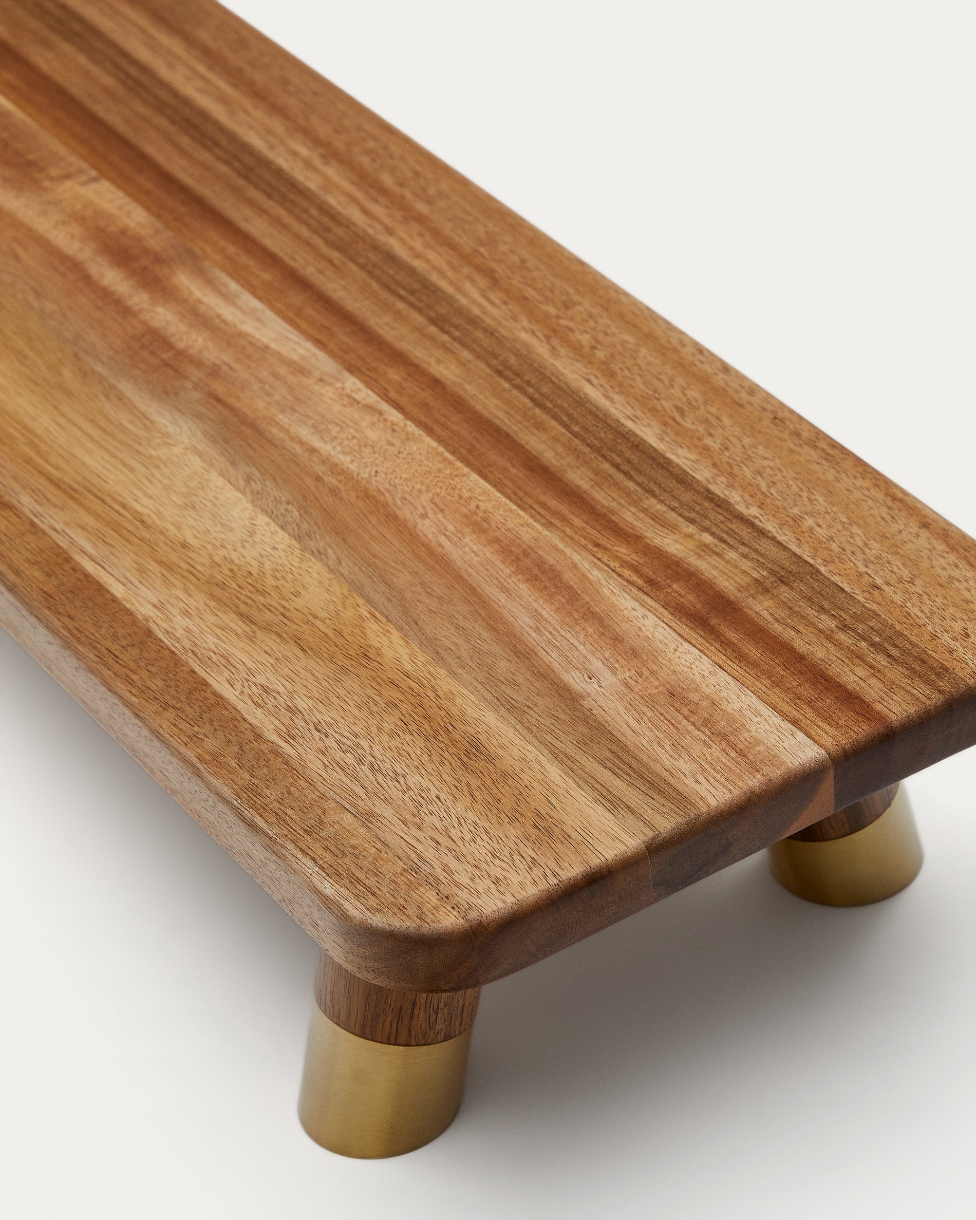 Sataya large serving board made from FSC 100% acacia wood - Detail