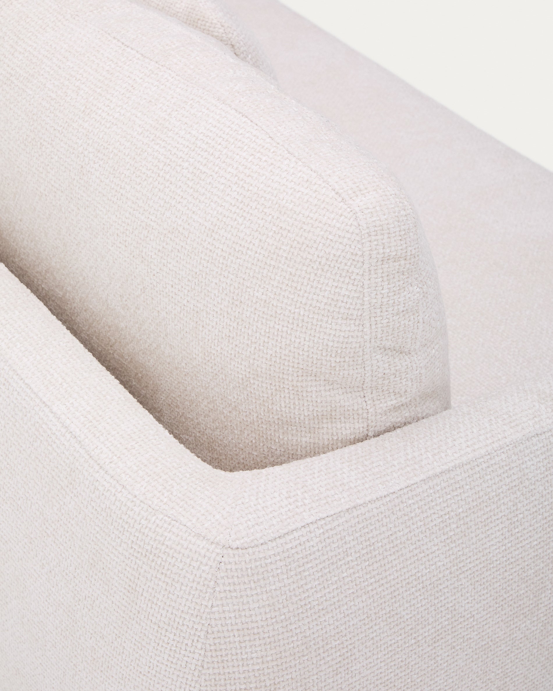 Laira 3-seater sofa bed in ecru chenille 218cm FSC Mix Credit - Detail