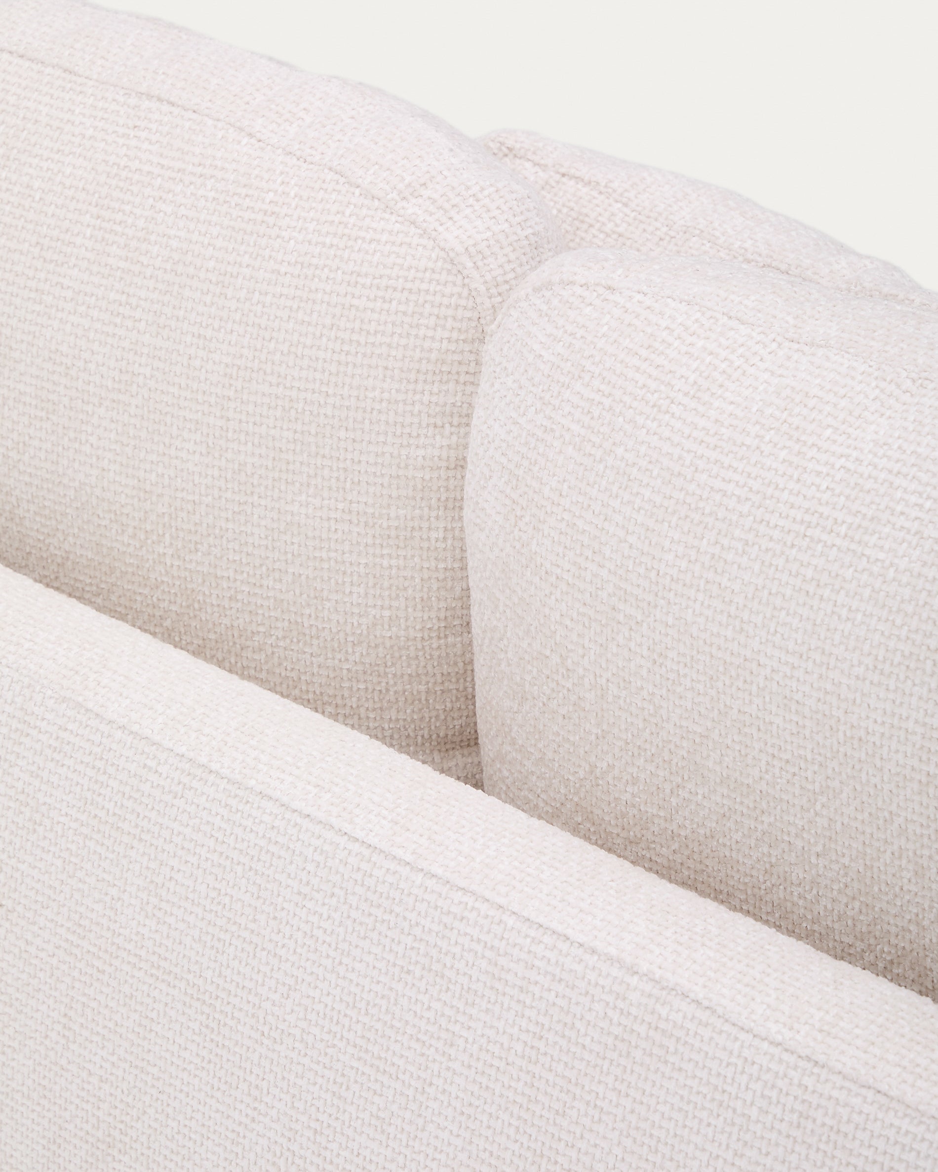Laira 3-seater sofa bed in ecru chenille 218cm FSC Mix Credit - Detail