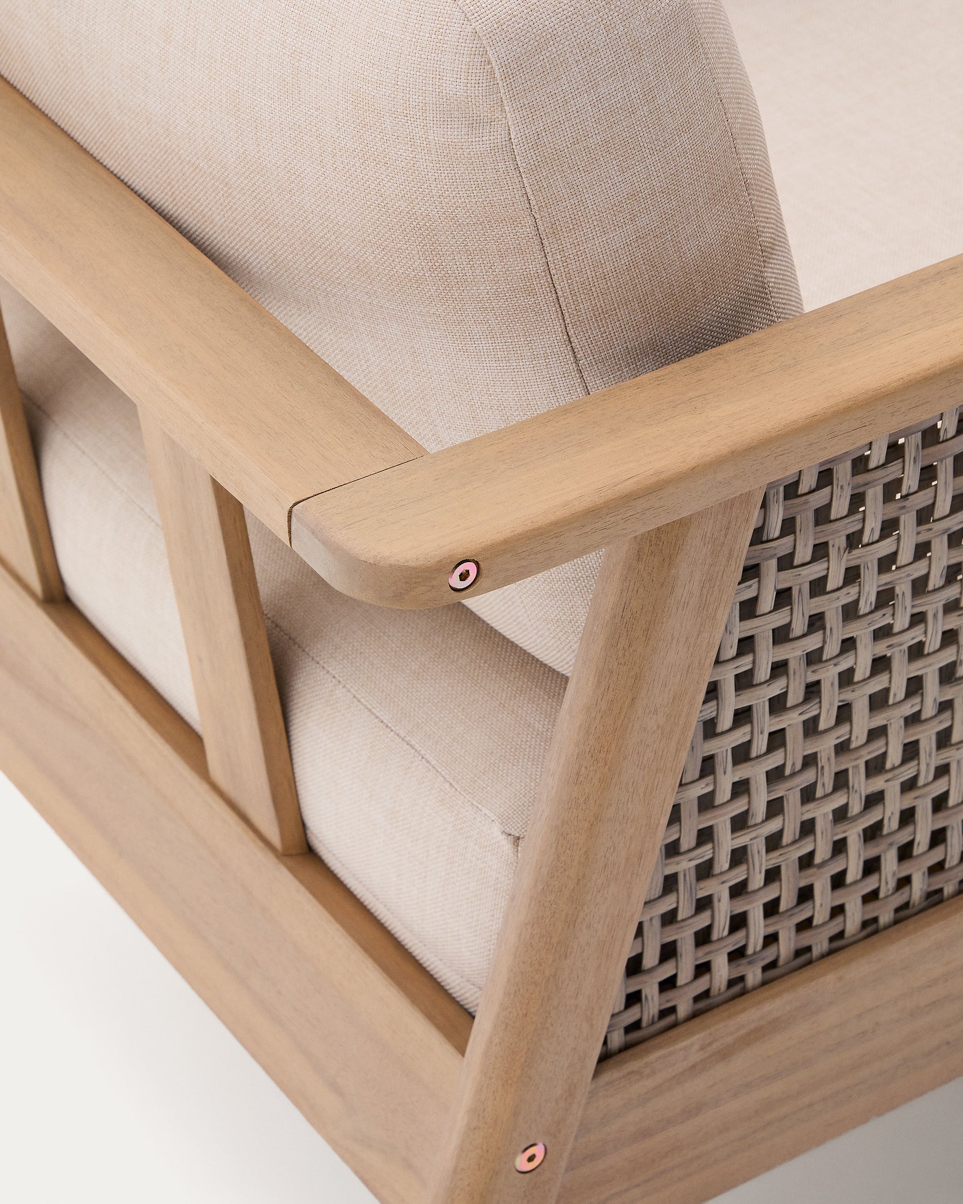 Alabe set consisting of a 2-seater sofa, 2 armchairs and a coffee table, made of 100% FSC acacia wood