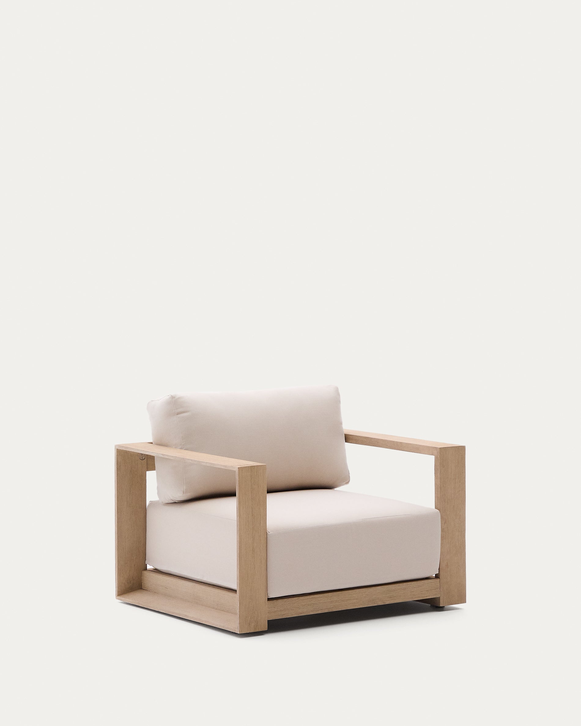 Ambra armchair in solid acacia wood with light finish FSC 100% - Product View
