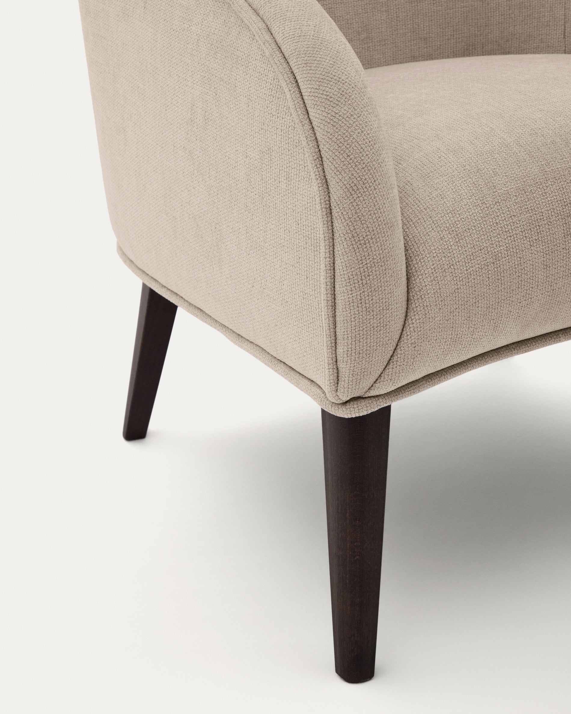 Bobly armchair in beige and with solid beech wood in a wenge finish FSC Mix Credit - Detail