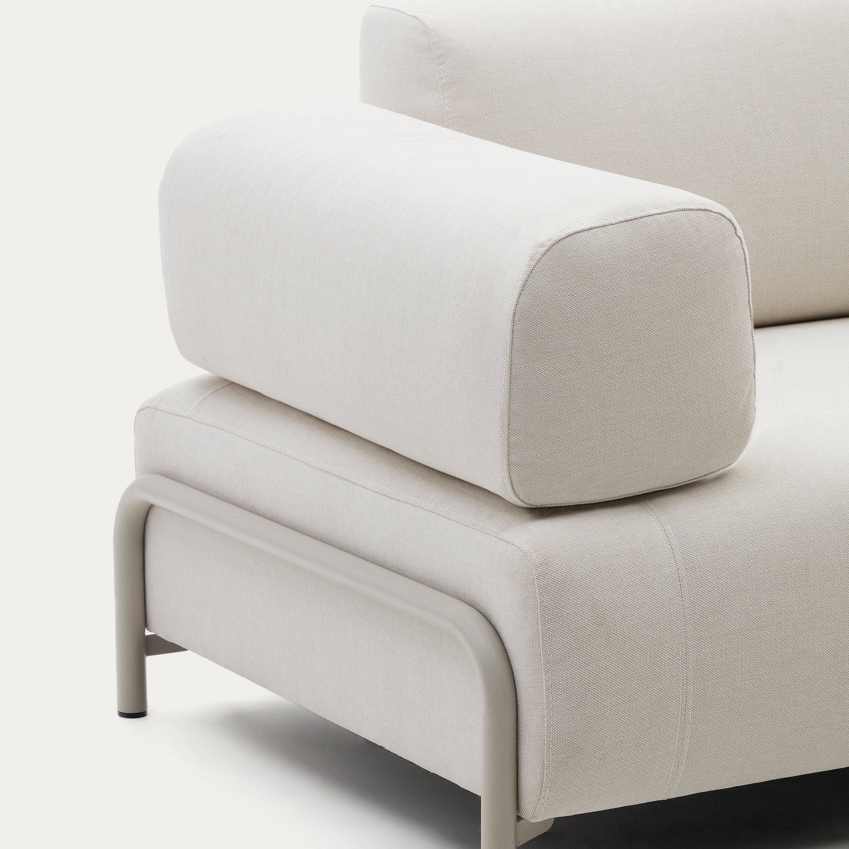 Compo beige chenille arm - Product Image