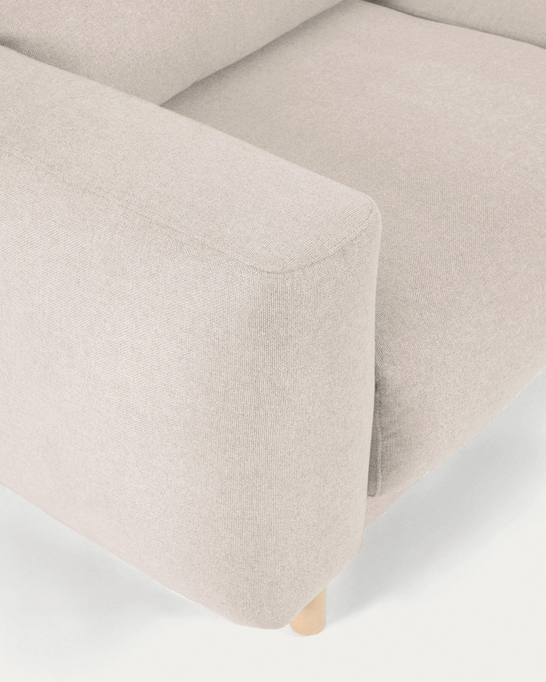 Singa 3 seater sofa with right-hand chaise longue, reclining headrest and extendable seat in white 296 cm - Detail