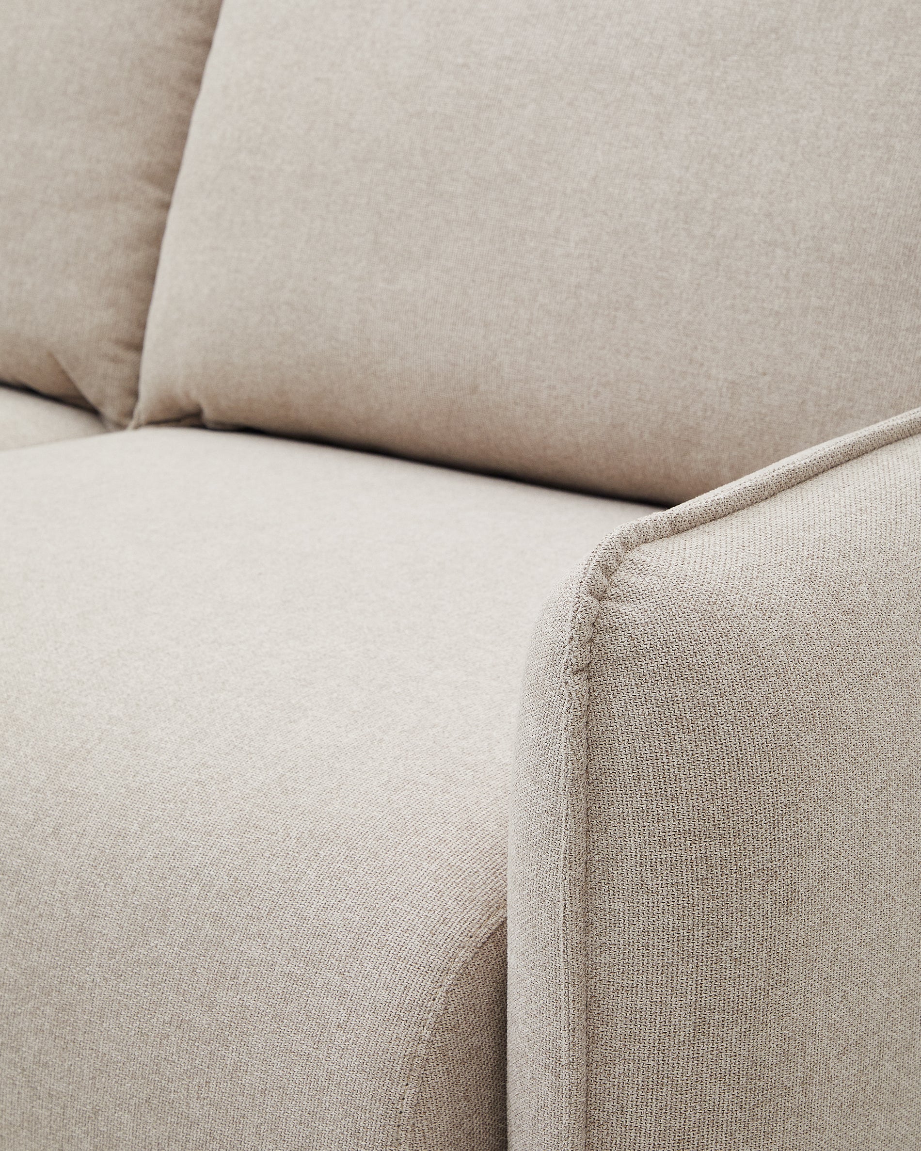 Carlota 2-seater sofa in beige, 184 cm FSC Mix Credit - Detail
