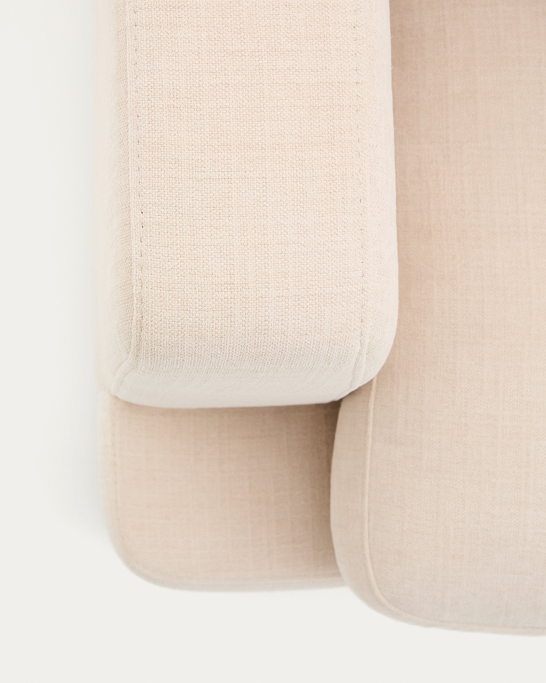 Gala 4-seater beige chenille sofa FSC Mix Credit 300cm - Detail