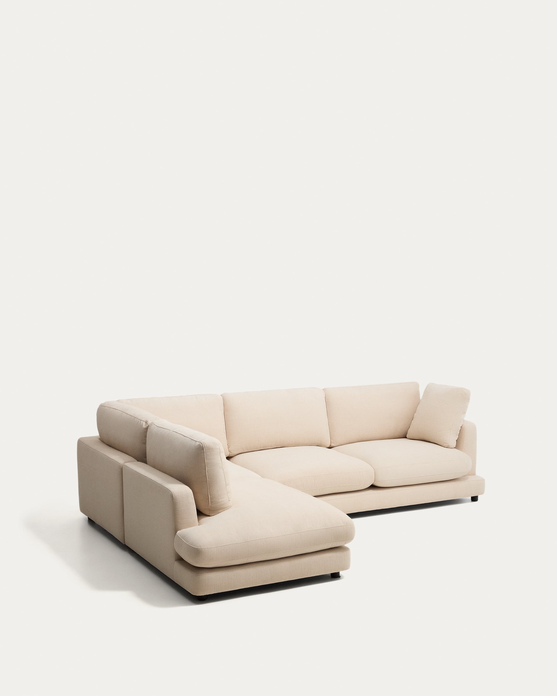 S82151UN12_1V02