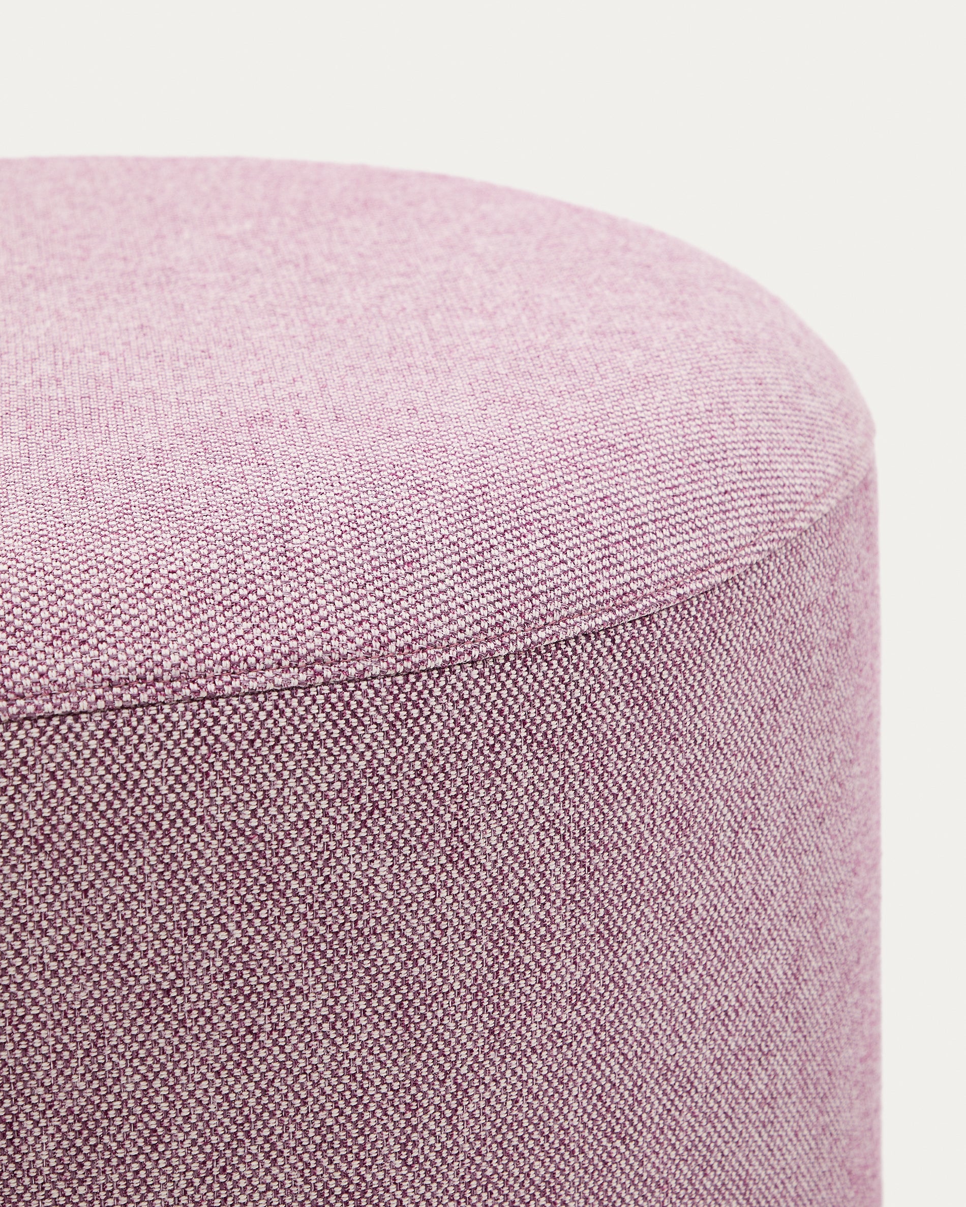 Kaeli purple footrest with removable cover Ø60cm - Detail