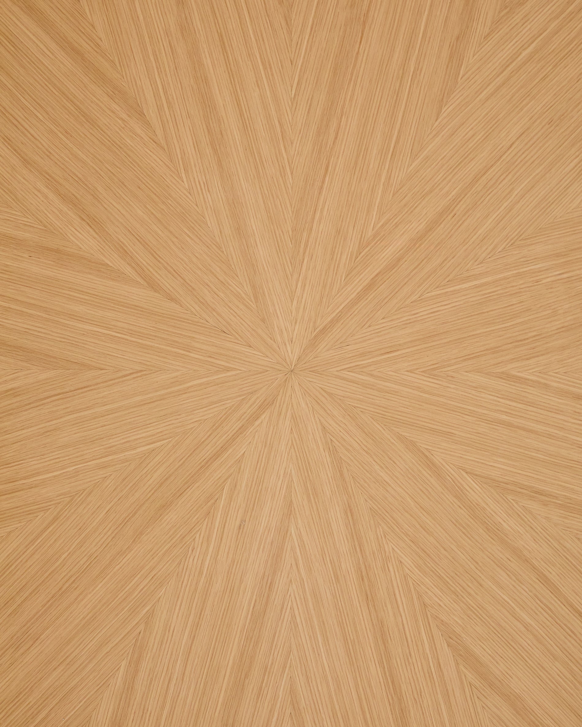 Naanim round table in oak veneer, Ø 120 cm - Detail