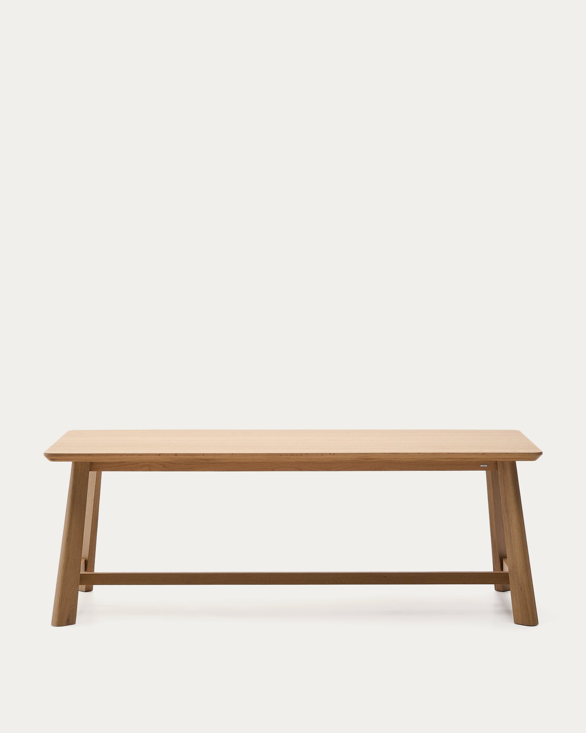 Idun table made of veneer and solid oak wood with natural tone finish FSC Mix Credit 220x100cm