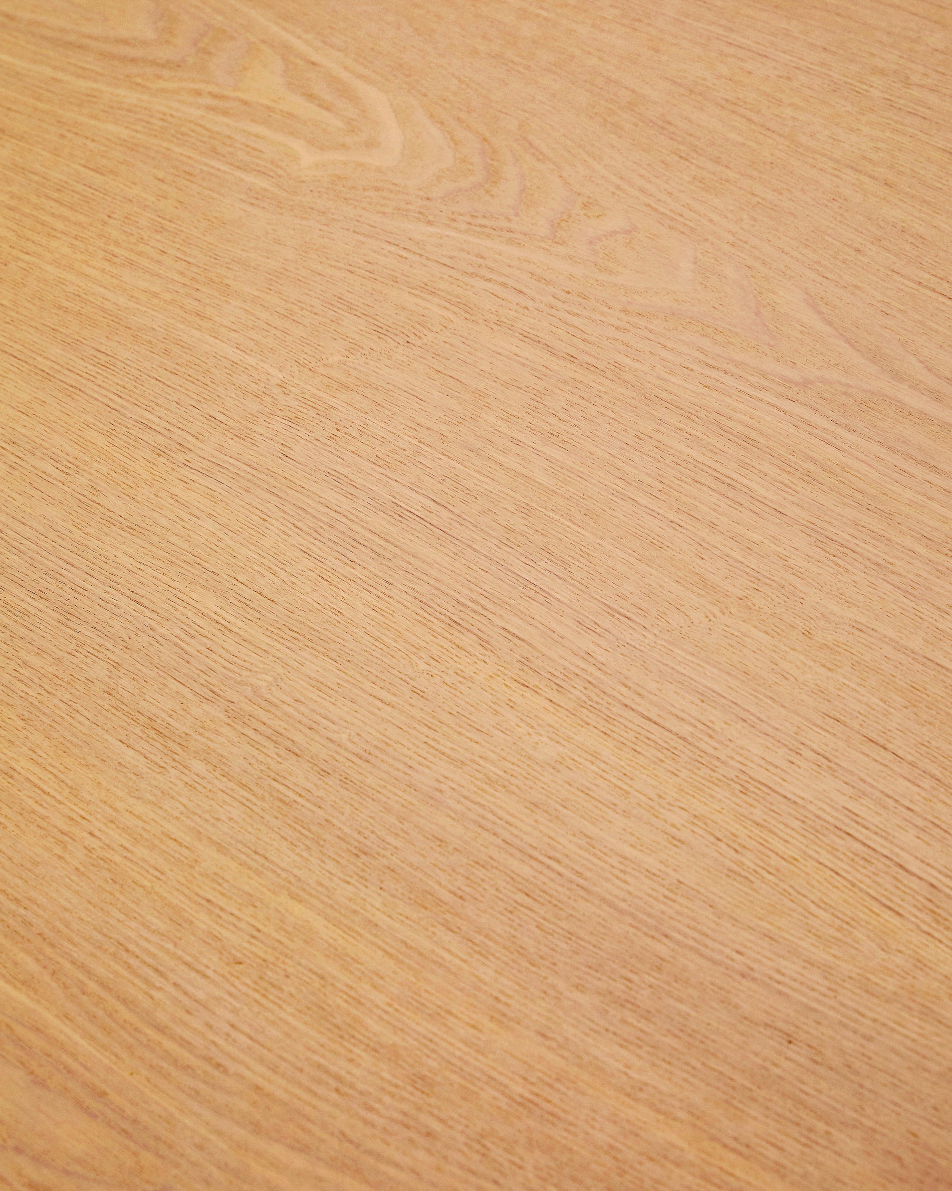 Indara round table in ash veneer with natural finish Ø110 cm - Detail