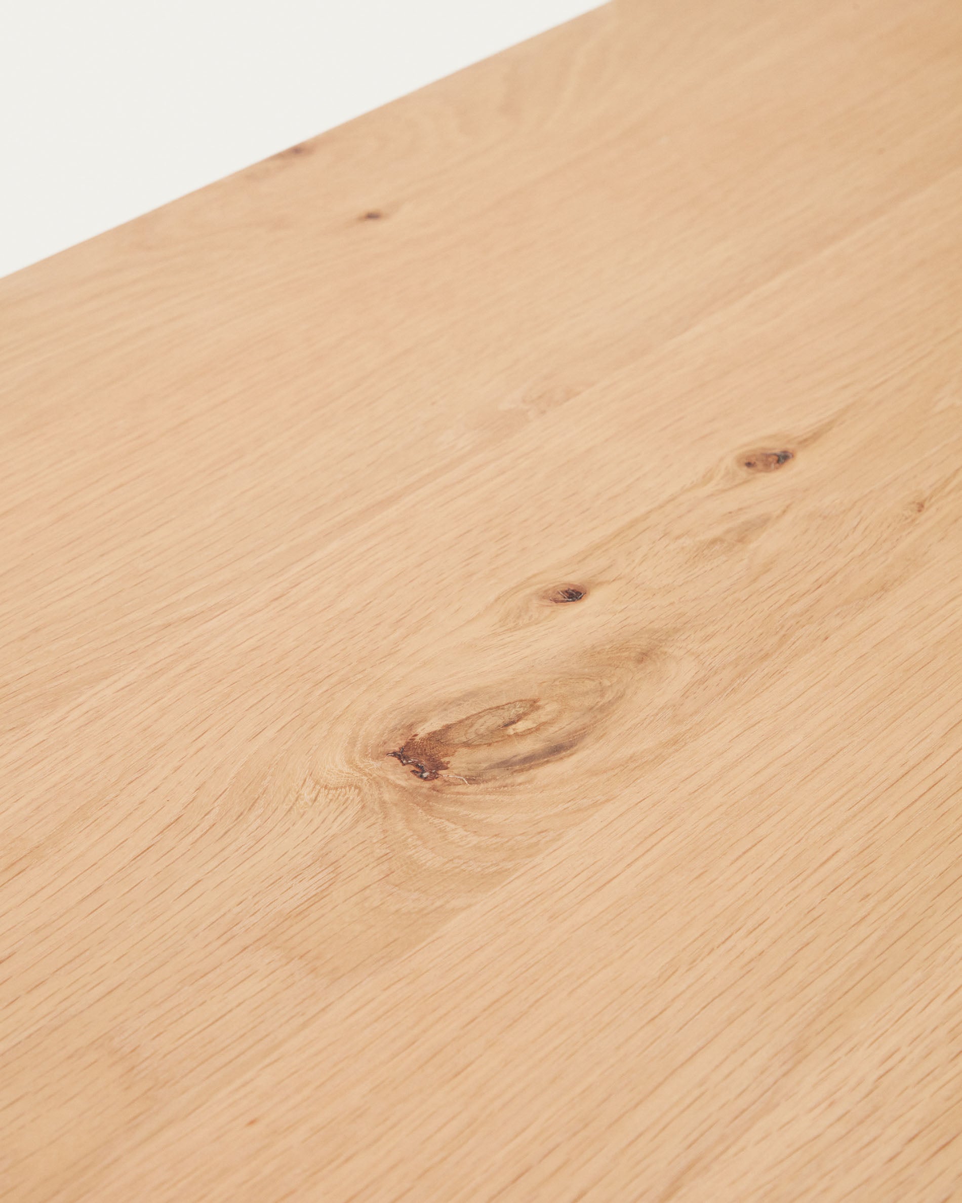 Yain extendable table with oak veneer and solid oak, 160 (220) x 80 cm - Detail