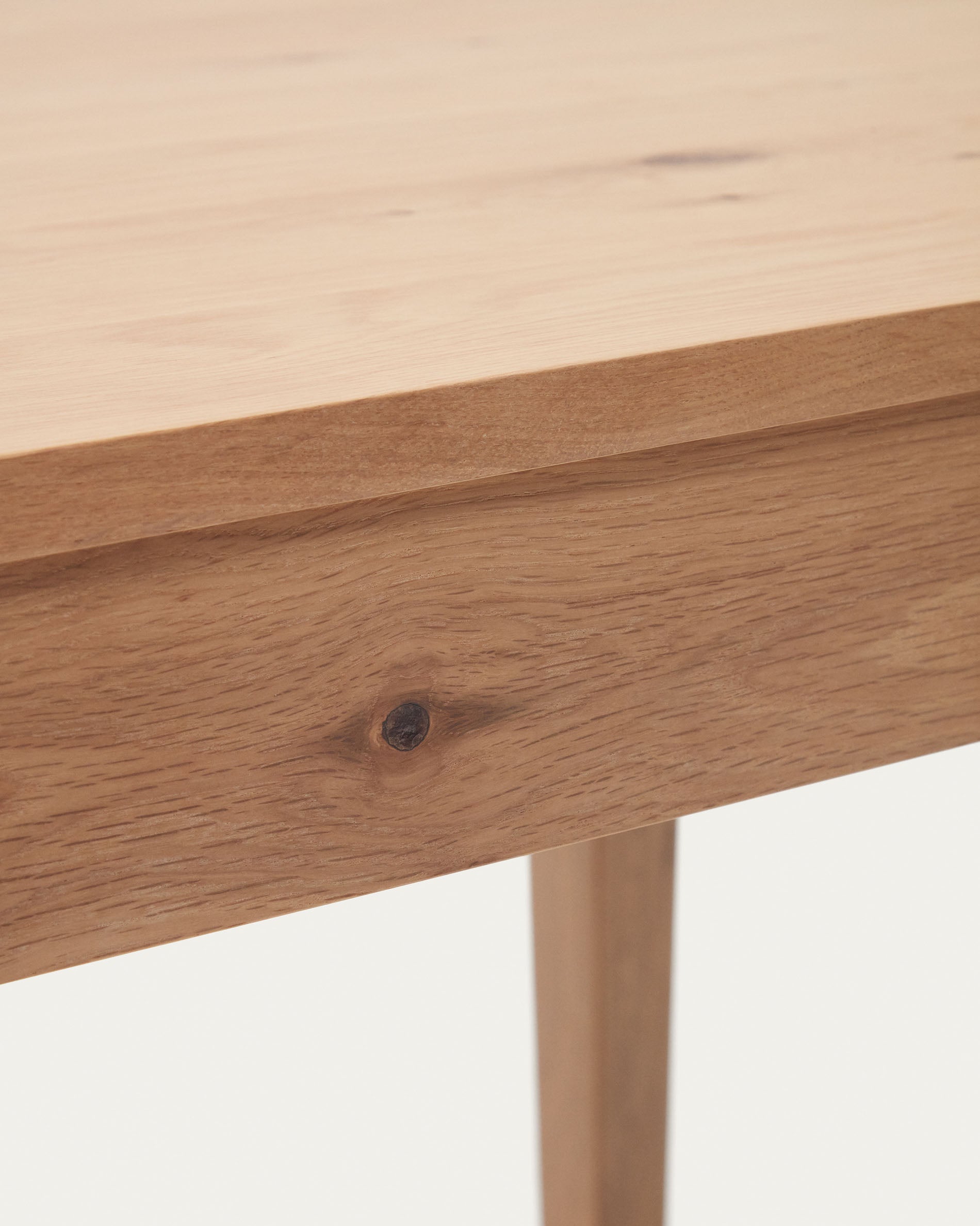 Yain extendable table with oak veneer and solid oak, 160 (220) x 80 cm - Detail