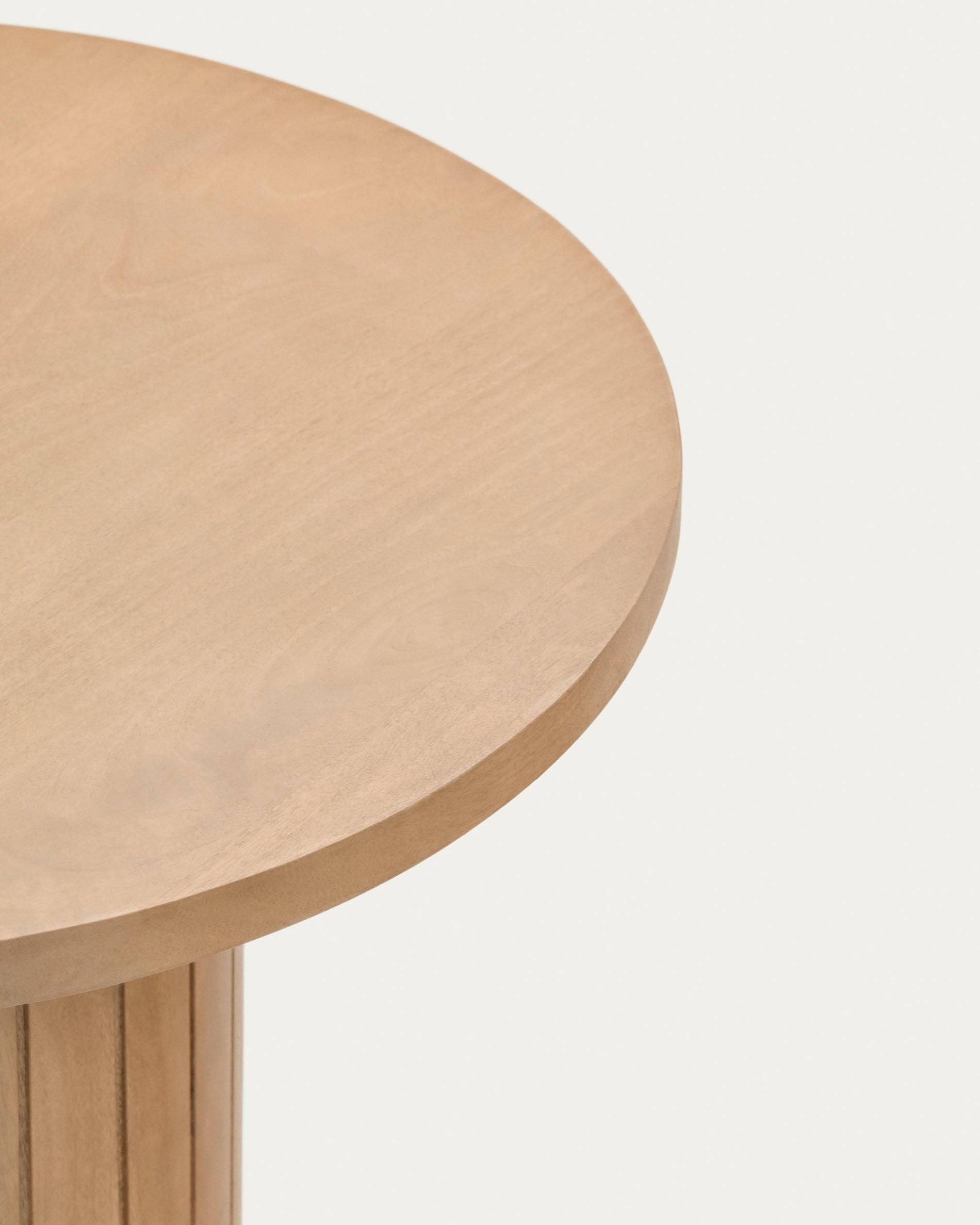 Licia round side table, solid mango wood, Ø 60 cm - Detail
