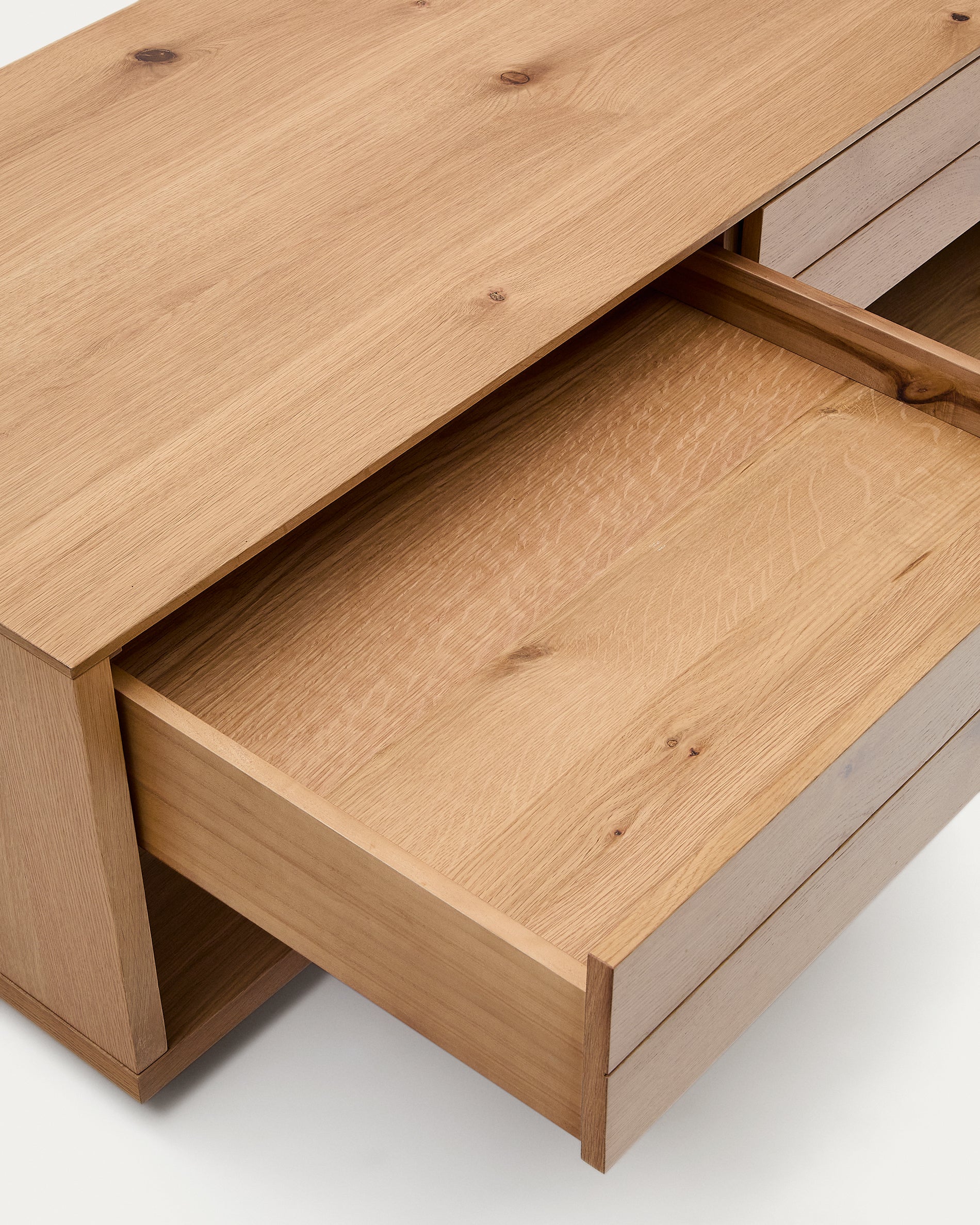 Alguema coffee table 2 drawers in oak veneer with natural finish 140 x 60 cm - Detail