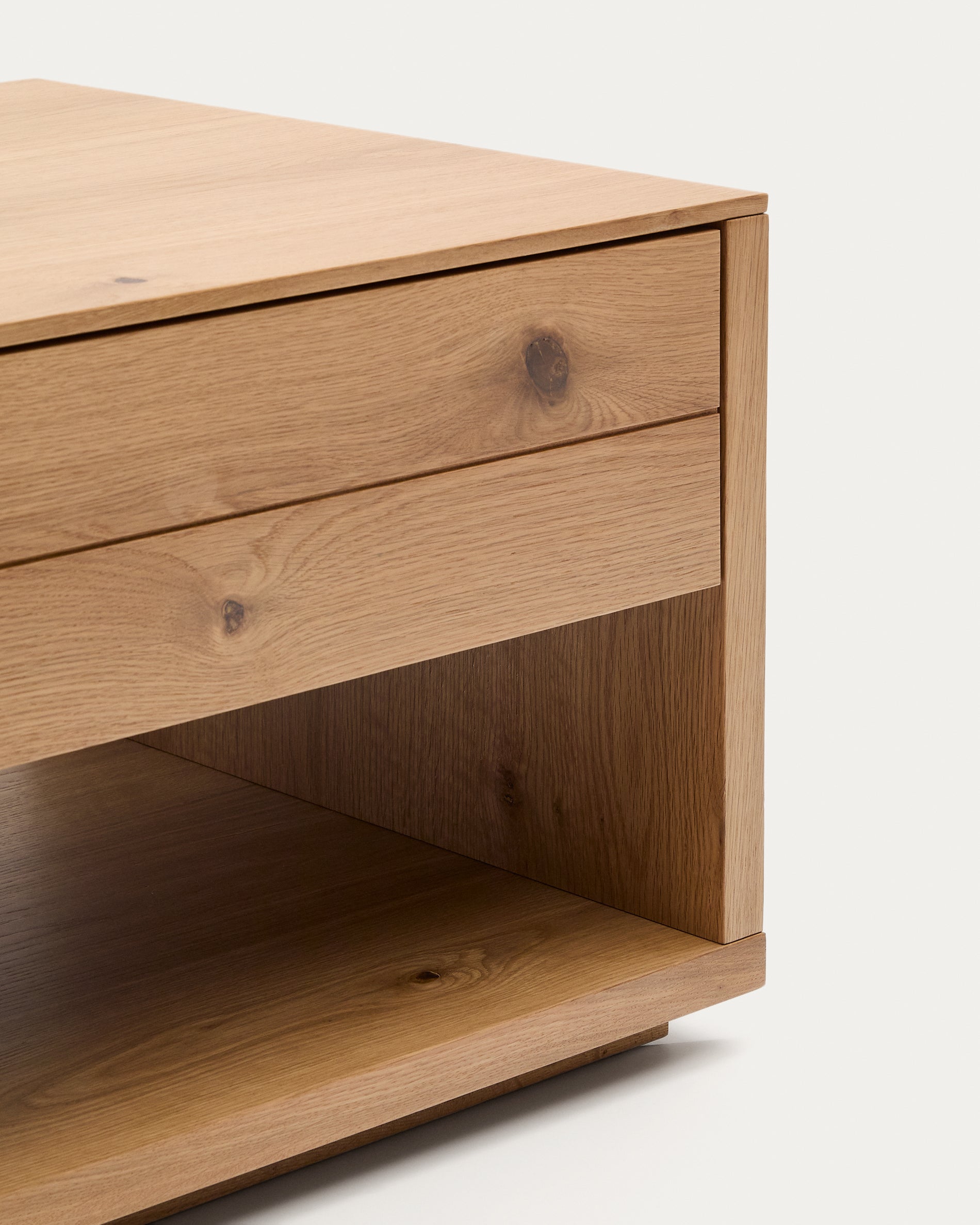 Alguema coffee table 2 drawers in oak veneer with natural finish 140 x 60 cm - Detail