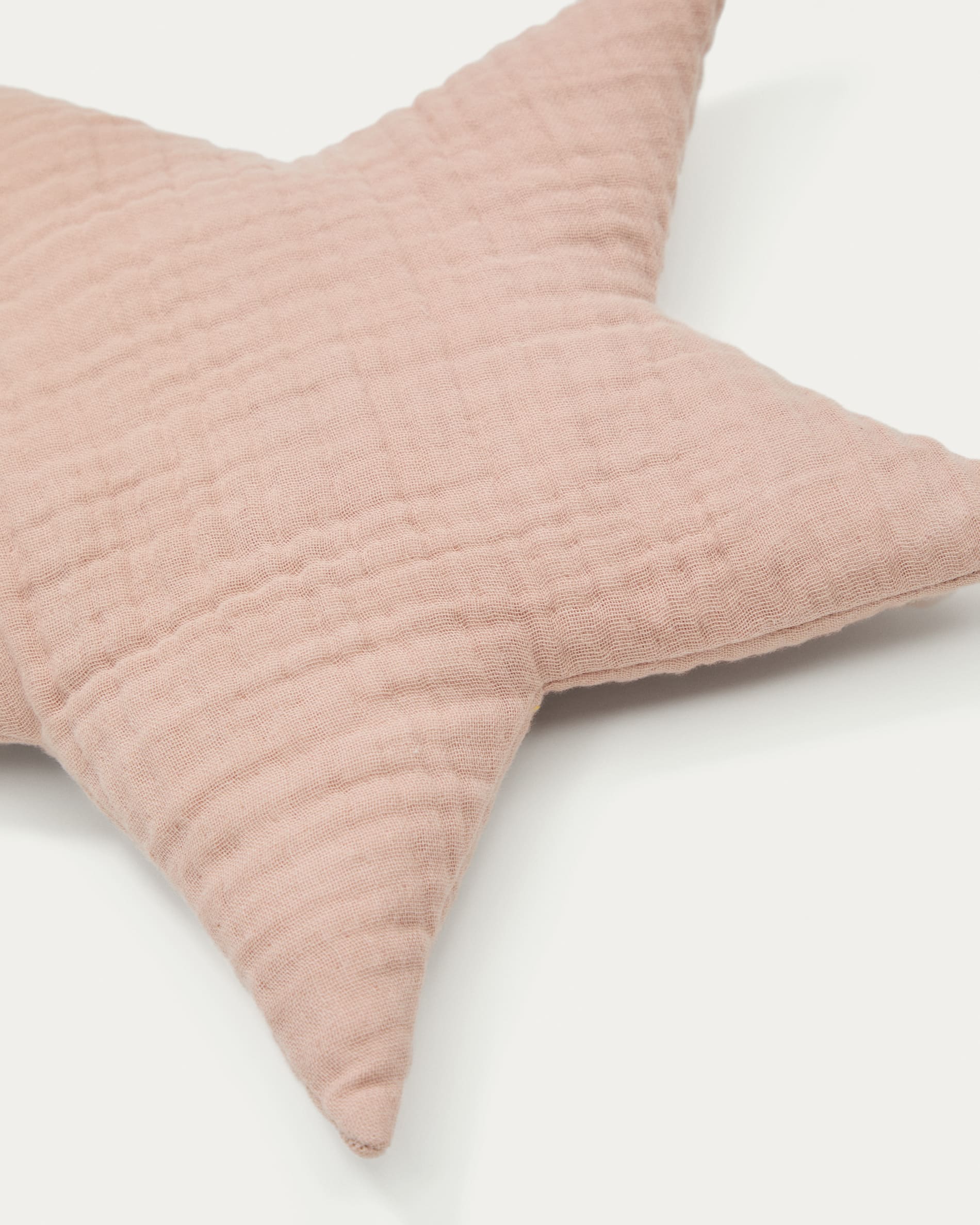 Laily star-shaped, pink cushion made of 100% organic cotton, 30 x 30 cm