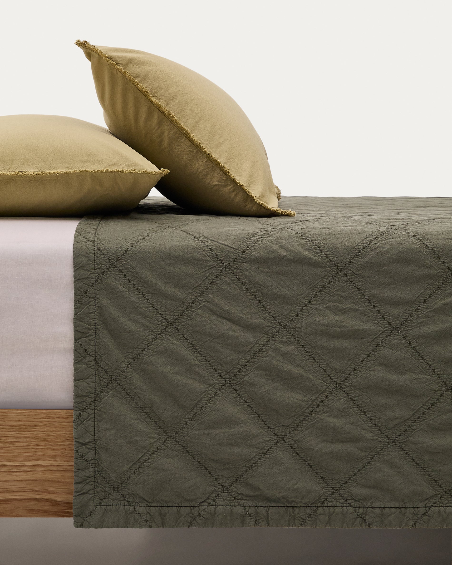 Serla green, 100% cotton chenille bedspread with rhomboid shapes for 90/135 cm bed - Product View