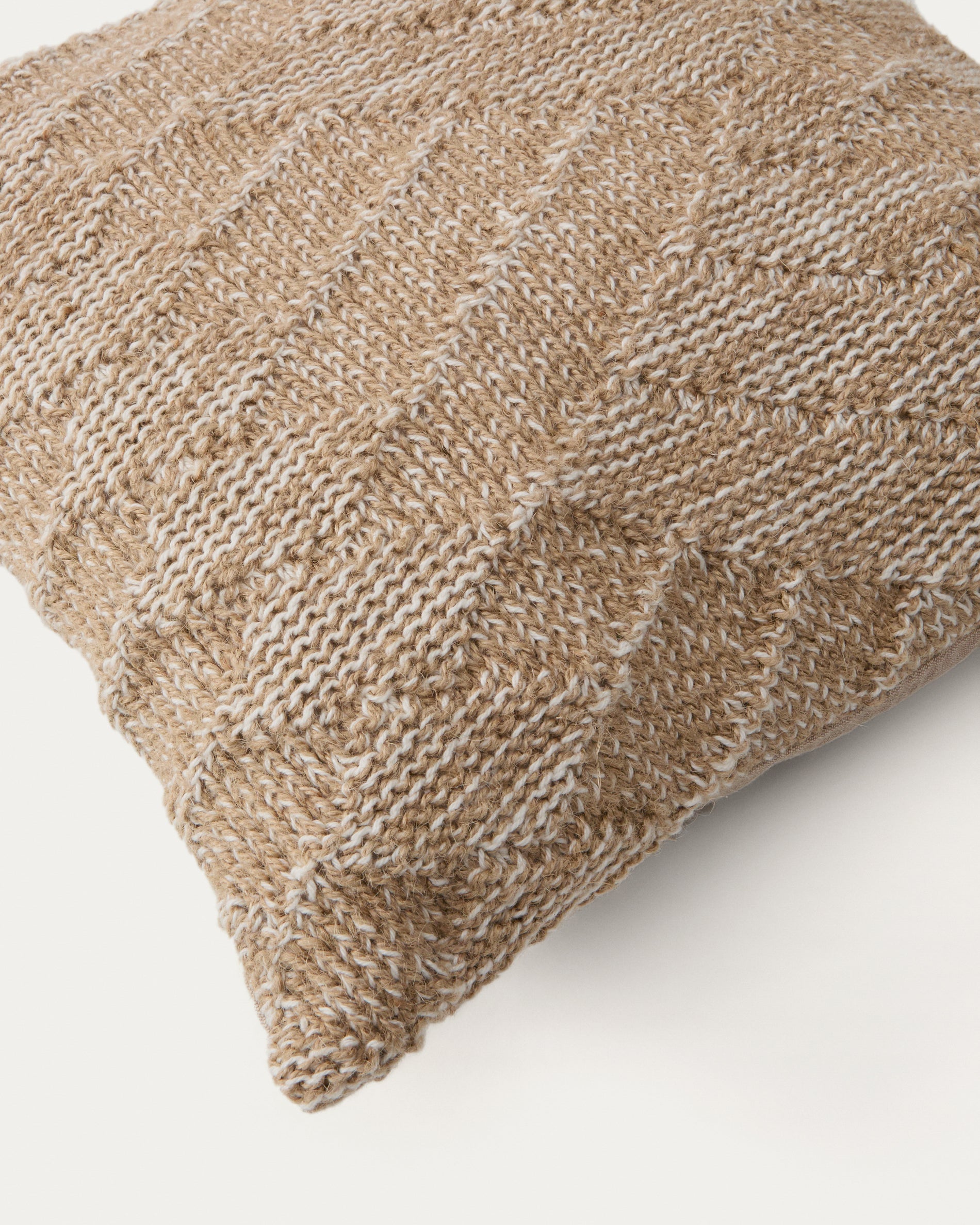 Melyan beige jacquard cotton and jute cushion cover 45 x 45cm - Detail