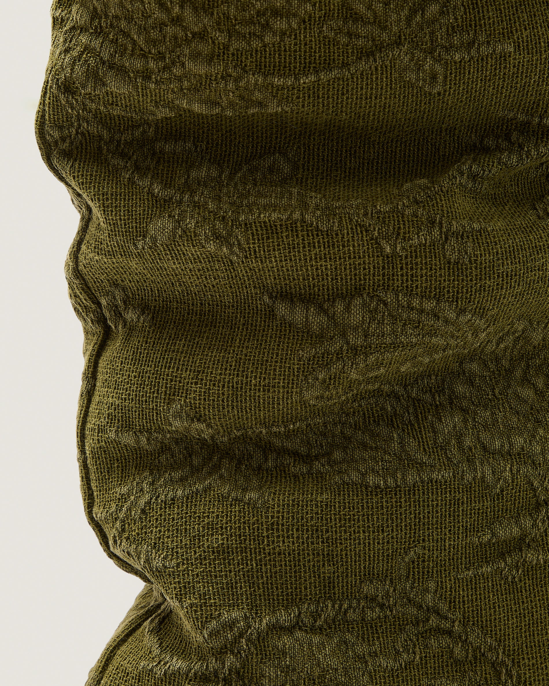 Velina cushion cover in green washed linen jacquard with floral design 30 x 50 cm - Detail