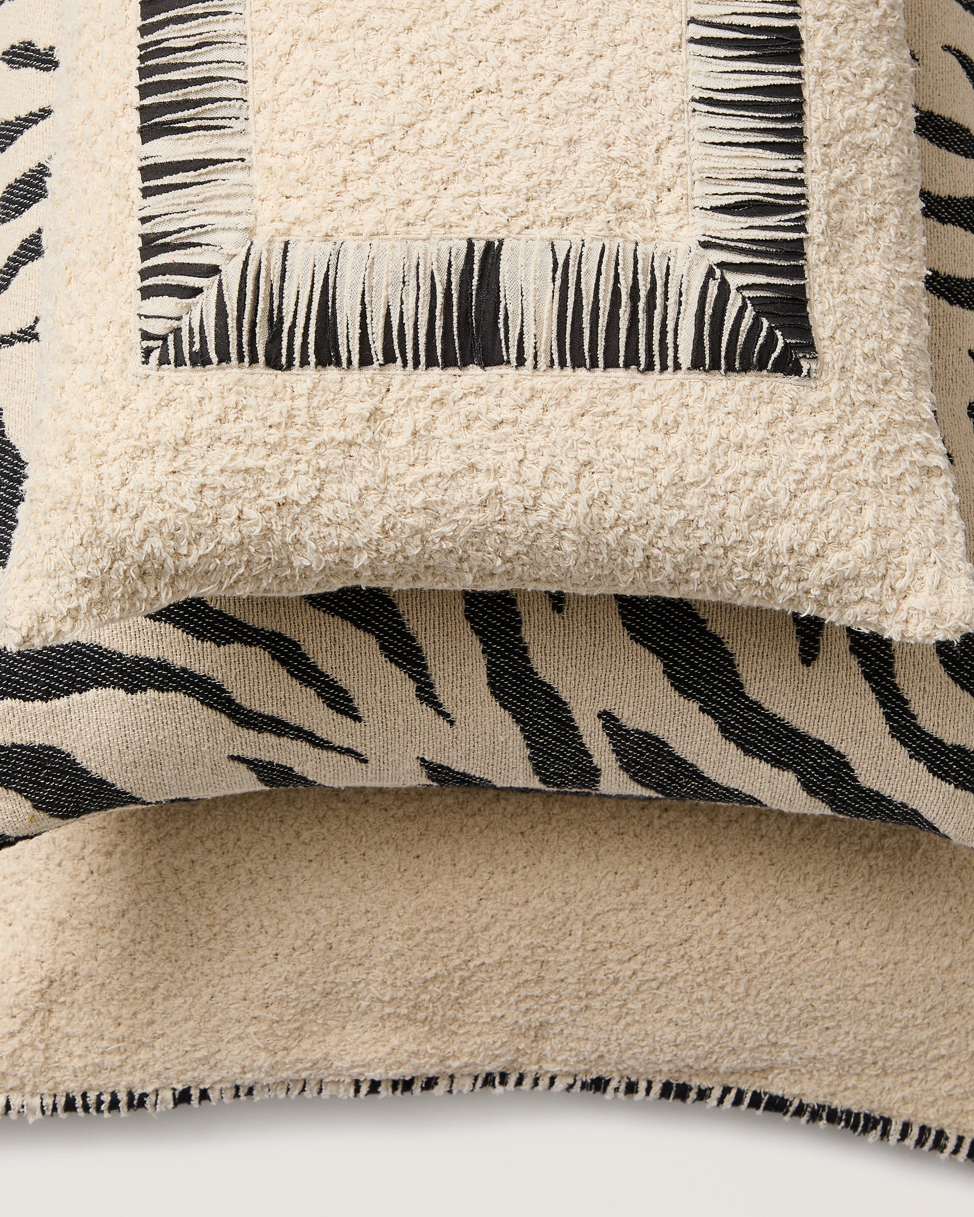 Meluni zebra cotton jacquard cushion cover 45 x 45cm - Detail