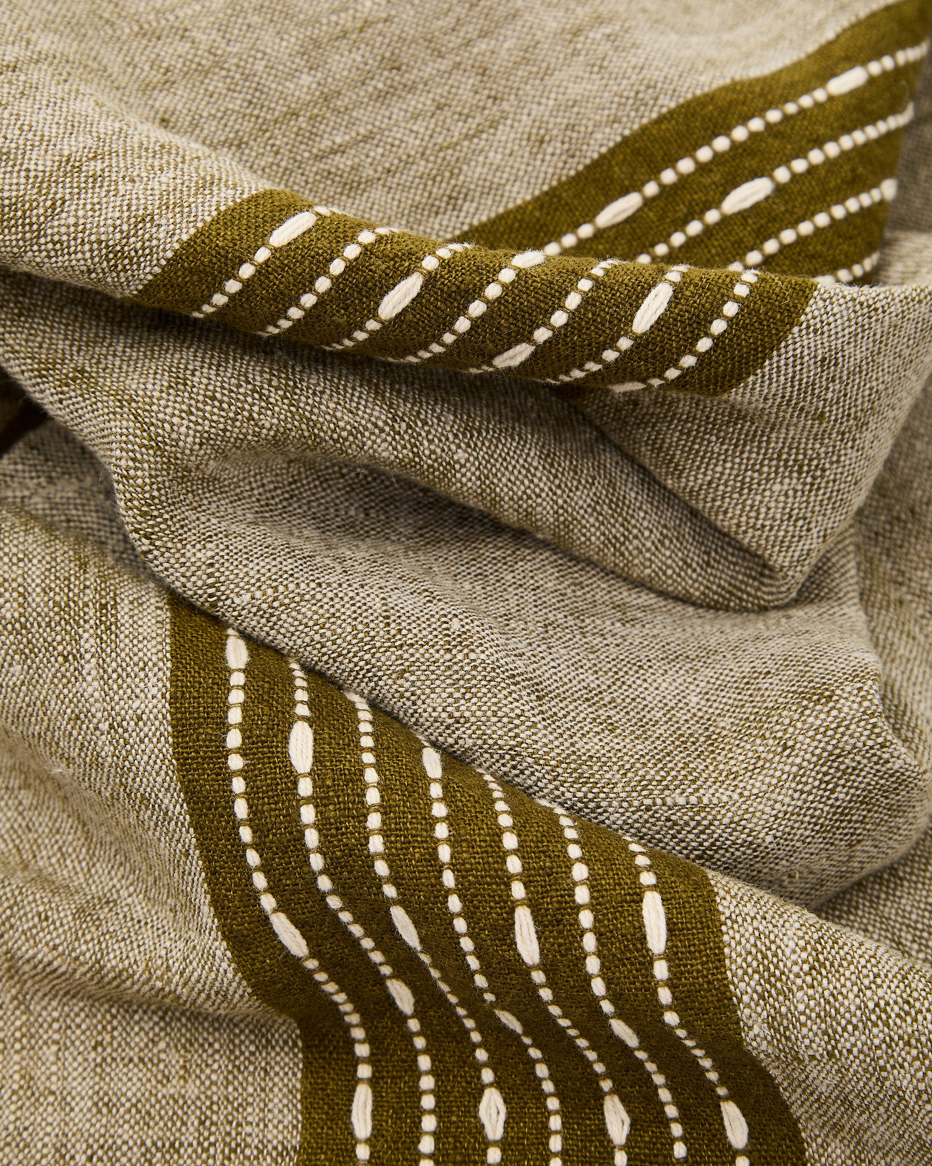 Calena set of 2 placemats linen jacquard with green central stripe 35 x 50 cm - Detail