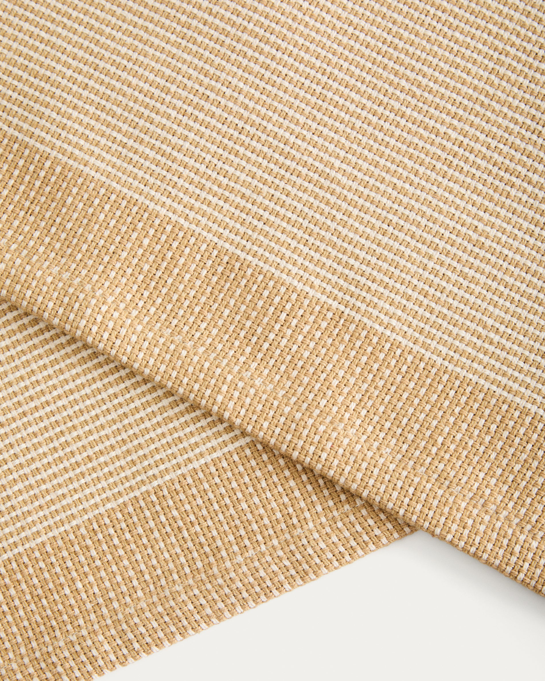 Briven set of 2 beige 100% cotton tablecloths 35 x 50cm - Detail