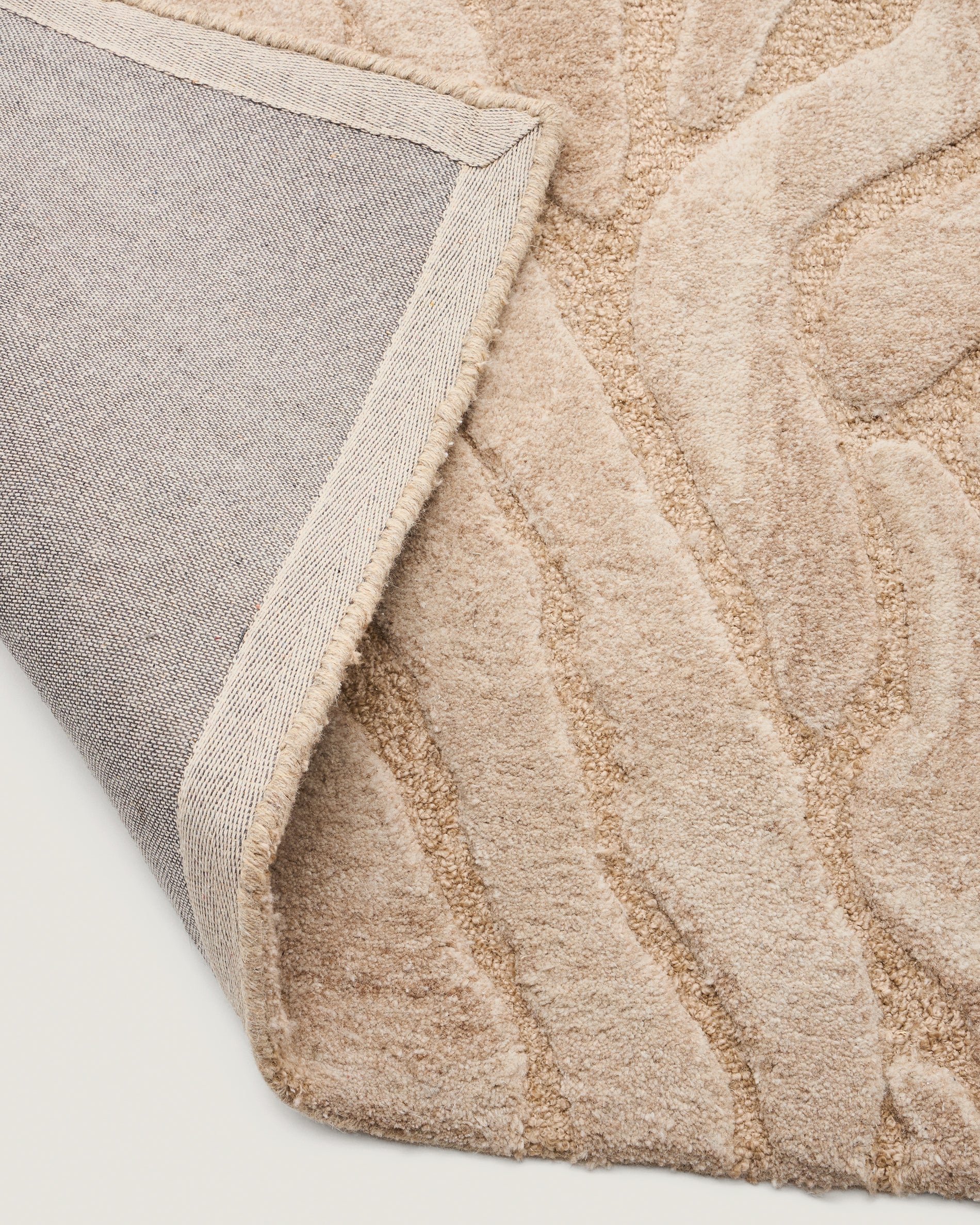 Tribet zebra jacquard wool rug 160 x 230cm - Detail