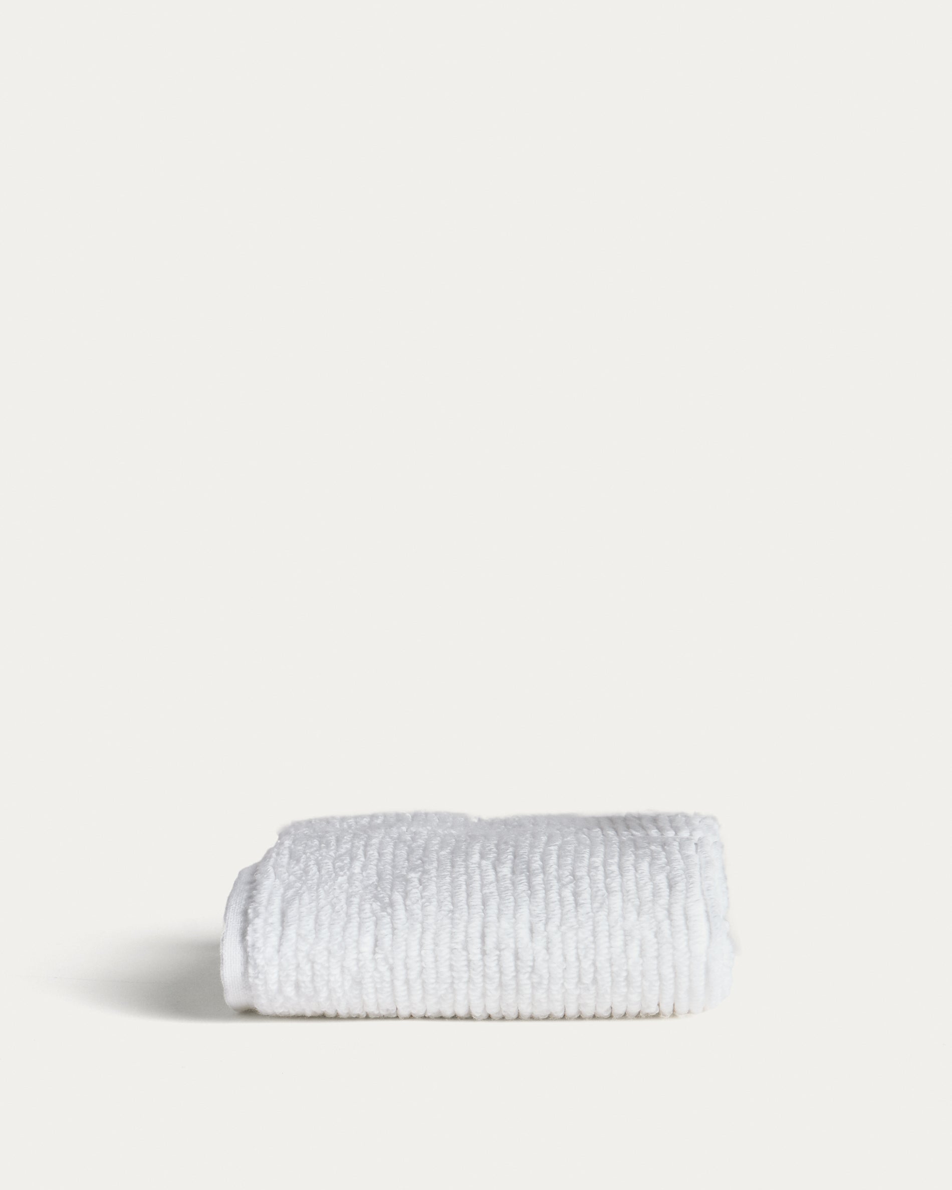 Olvira 100% cotton white jacquard hand towel 30 x 50cm - Product View