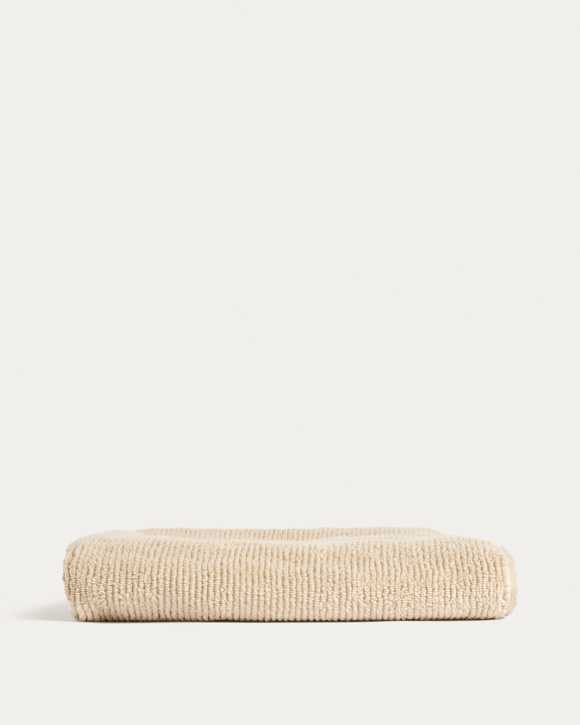 Olvira 100% cotton beige jacquard bath towel 70 x 140cm - Product View