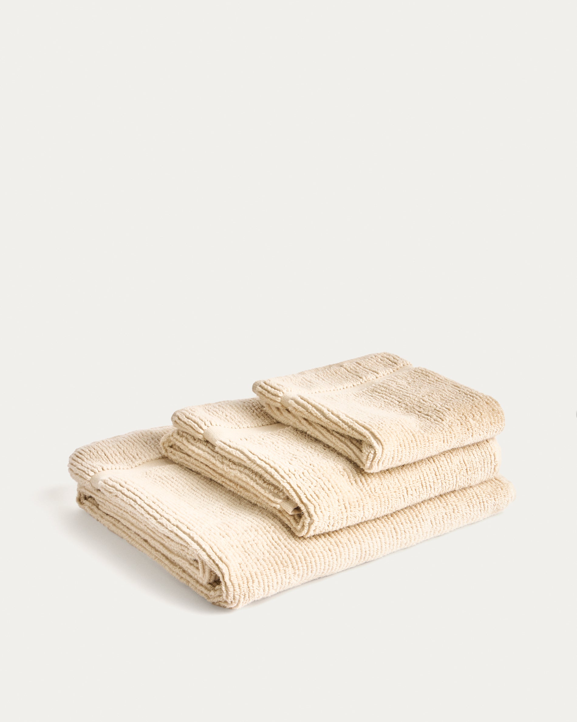 Olvira 100% cotton beige jacquard bath towel 70 x 140cm - Product View