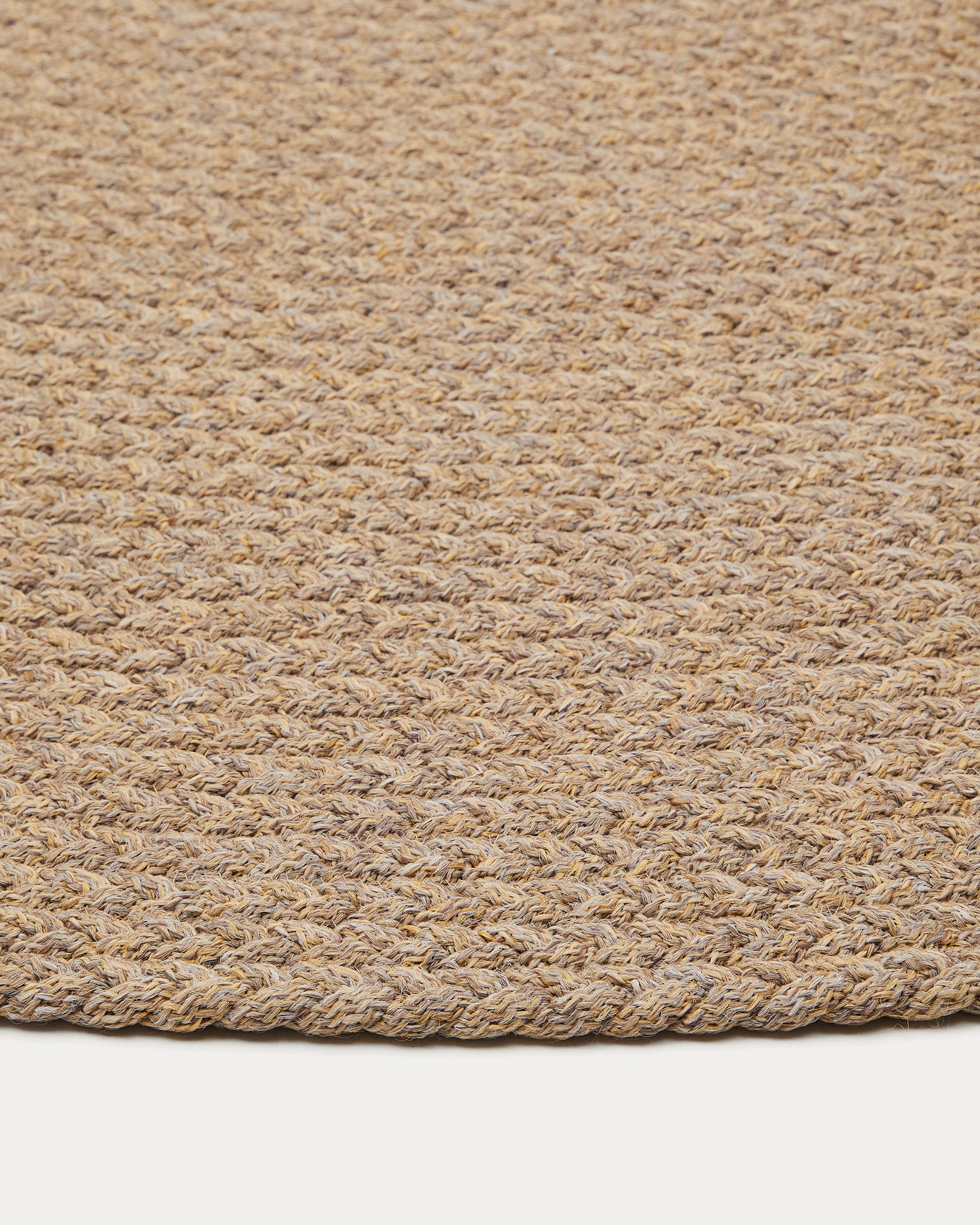 Despas beige round rug made from synthetic fibres Ø 200 cm - Detail