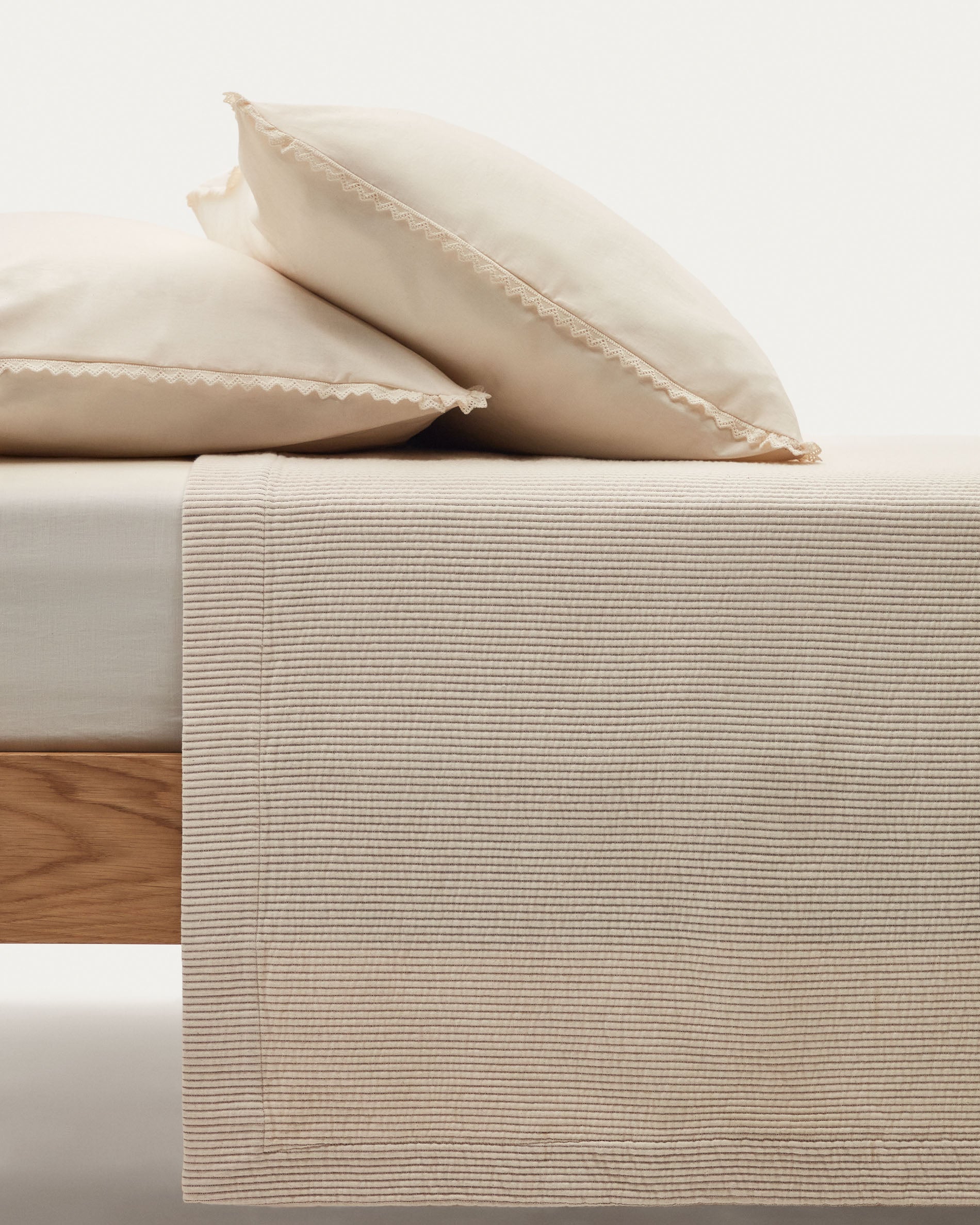 Bedar 100% cotton beige quilt for 90/135 cm bed - Detail