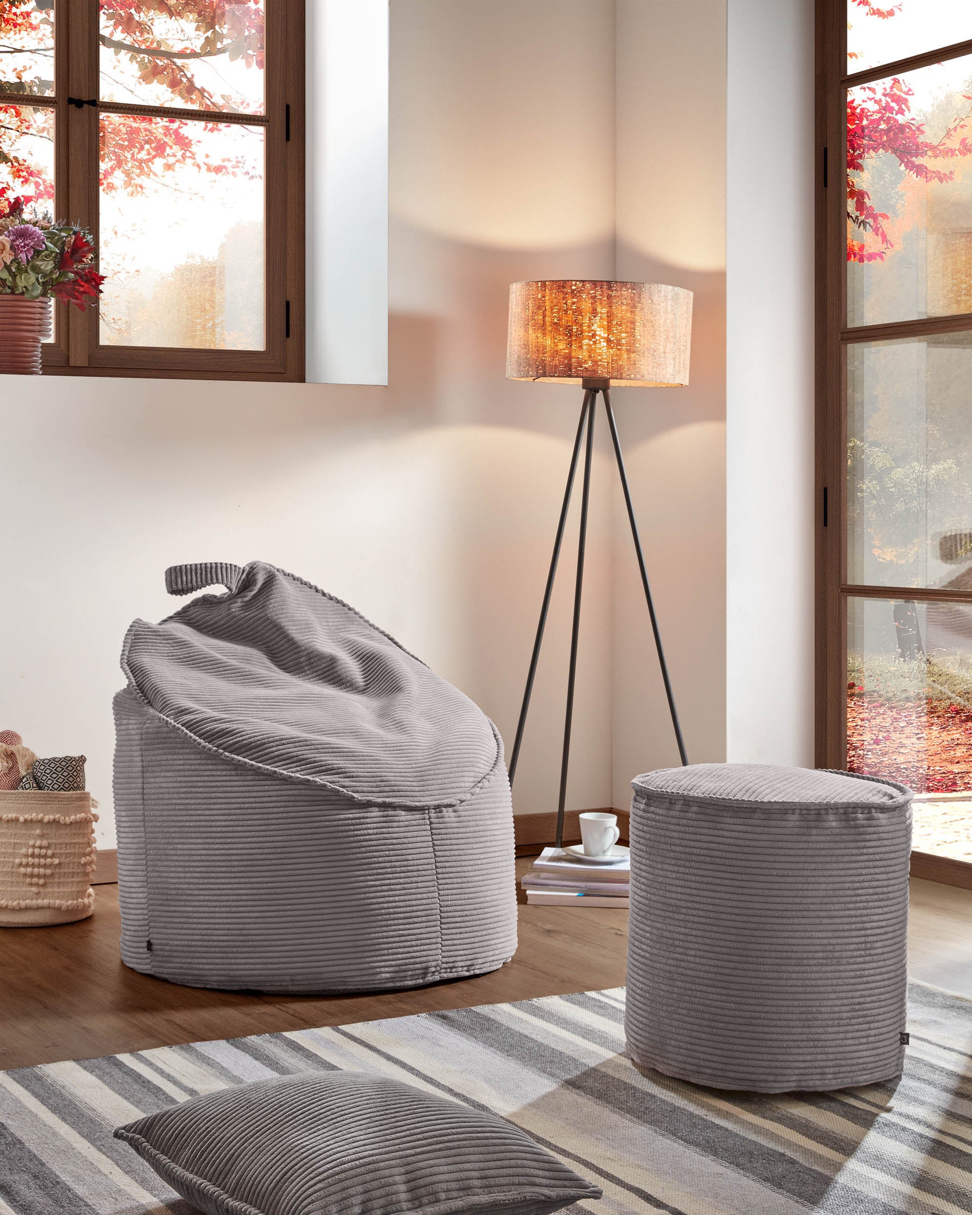 Wilma pouffe in grey wide seam corduroy, Ø 80 cm - Lifestyle