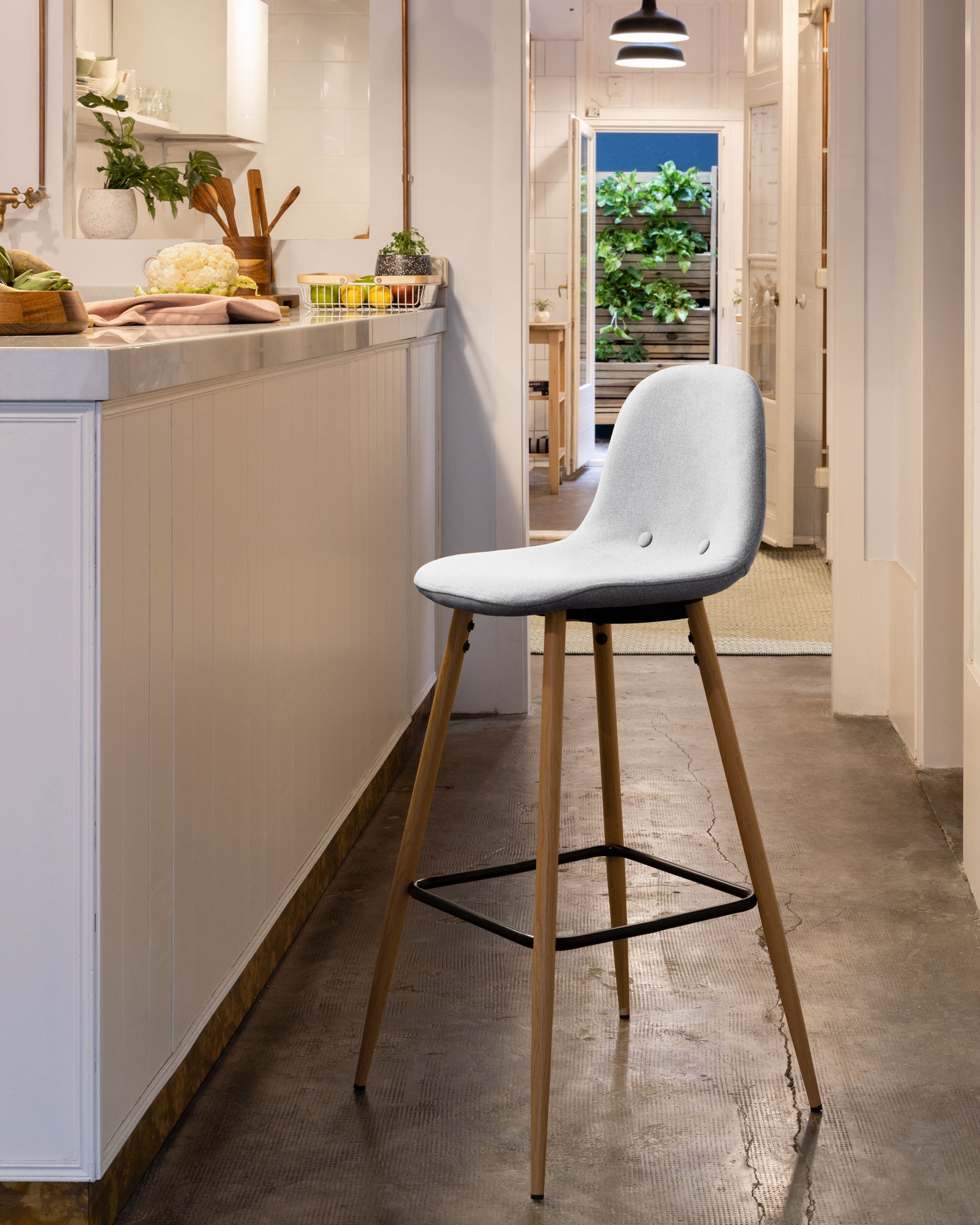 Light grey Nolite stool height 65 cm - Lifestyle