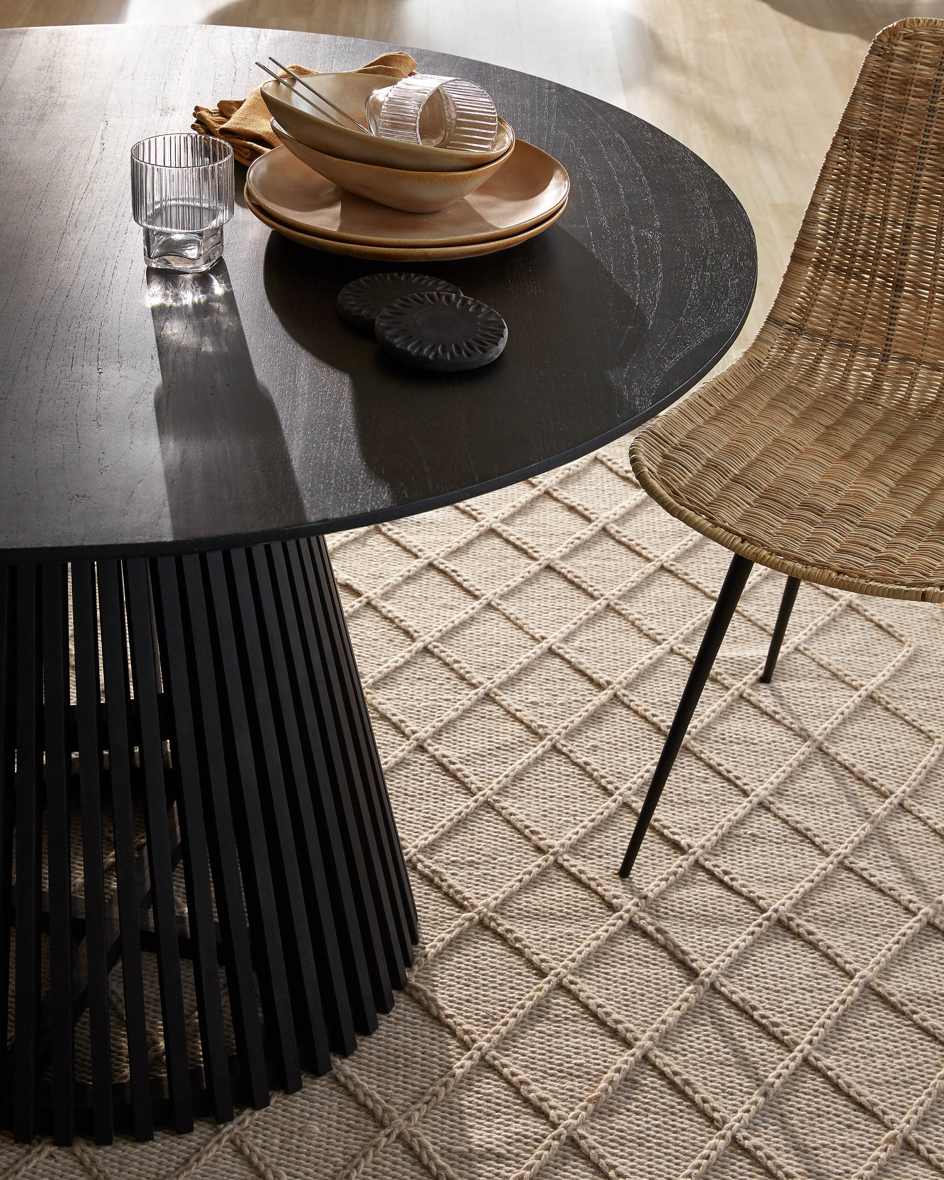 Sybil beige rug 160 x 230 cm - Lifestyle