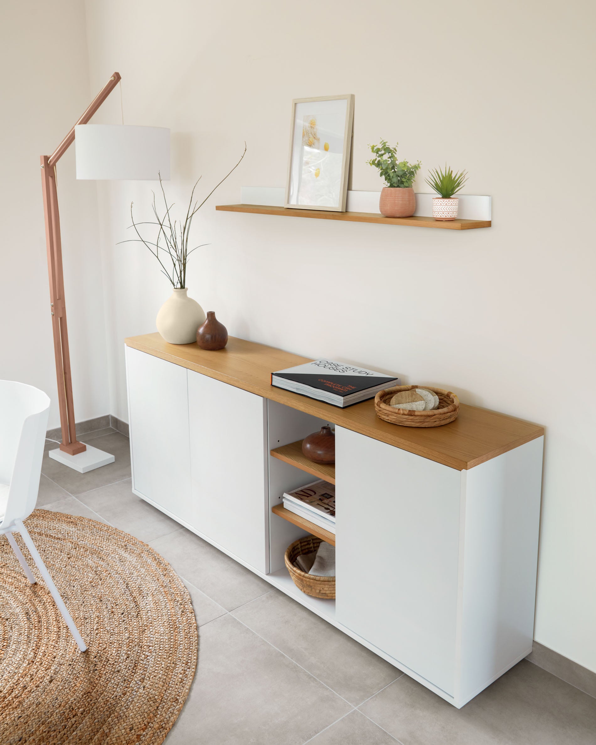 Abilen shelf in oak veneer and white lacquer 120 x 15 cm FSC 100% - Lifestyle