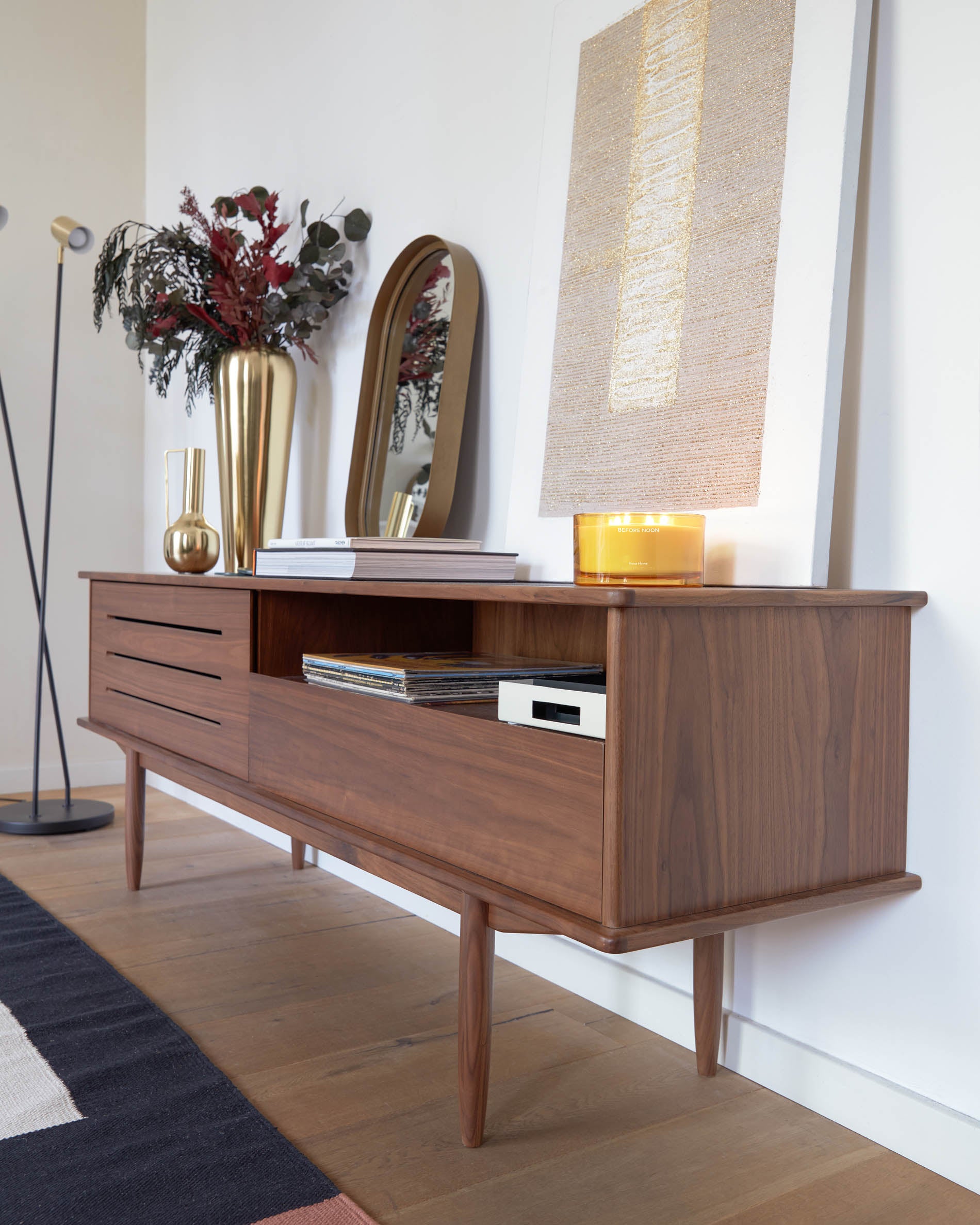 Carolin walnut wood veneer single door & drawer TV stand, 180 x 63.5 cm - Lifestyle
