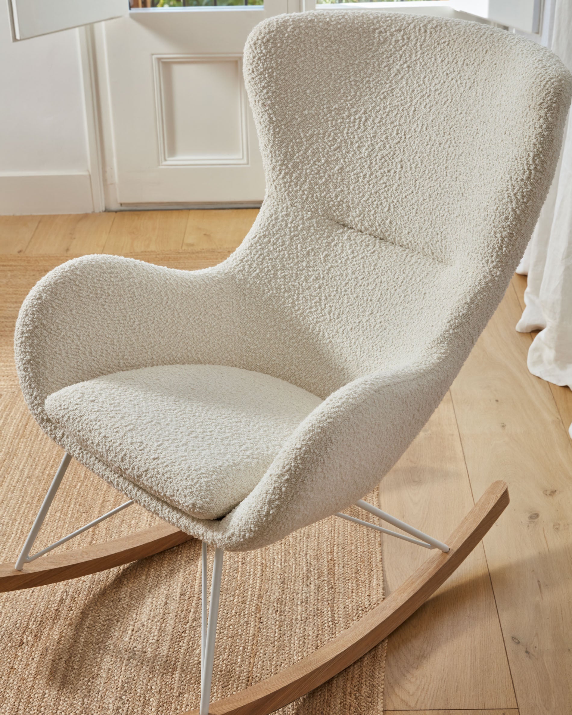 Vania rocking chair in white bouclé - Lifestyle