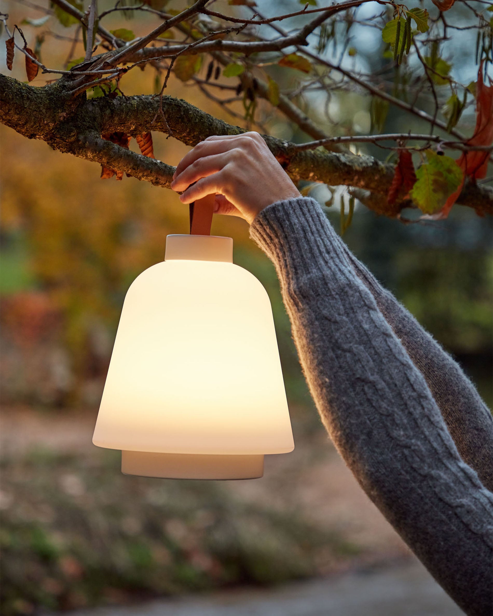 Udiya outdoor table lamp in polythene and metal white with white finish - Lifestyle