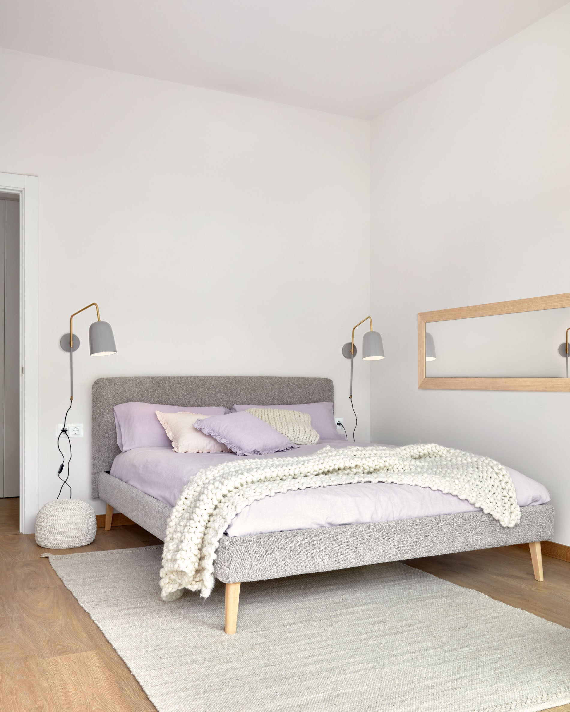 Dyla bed cover in light grey bouclé for a 160 x 200 cm mattress - Lifestyle
