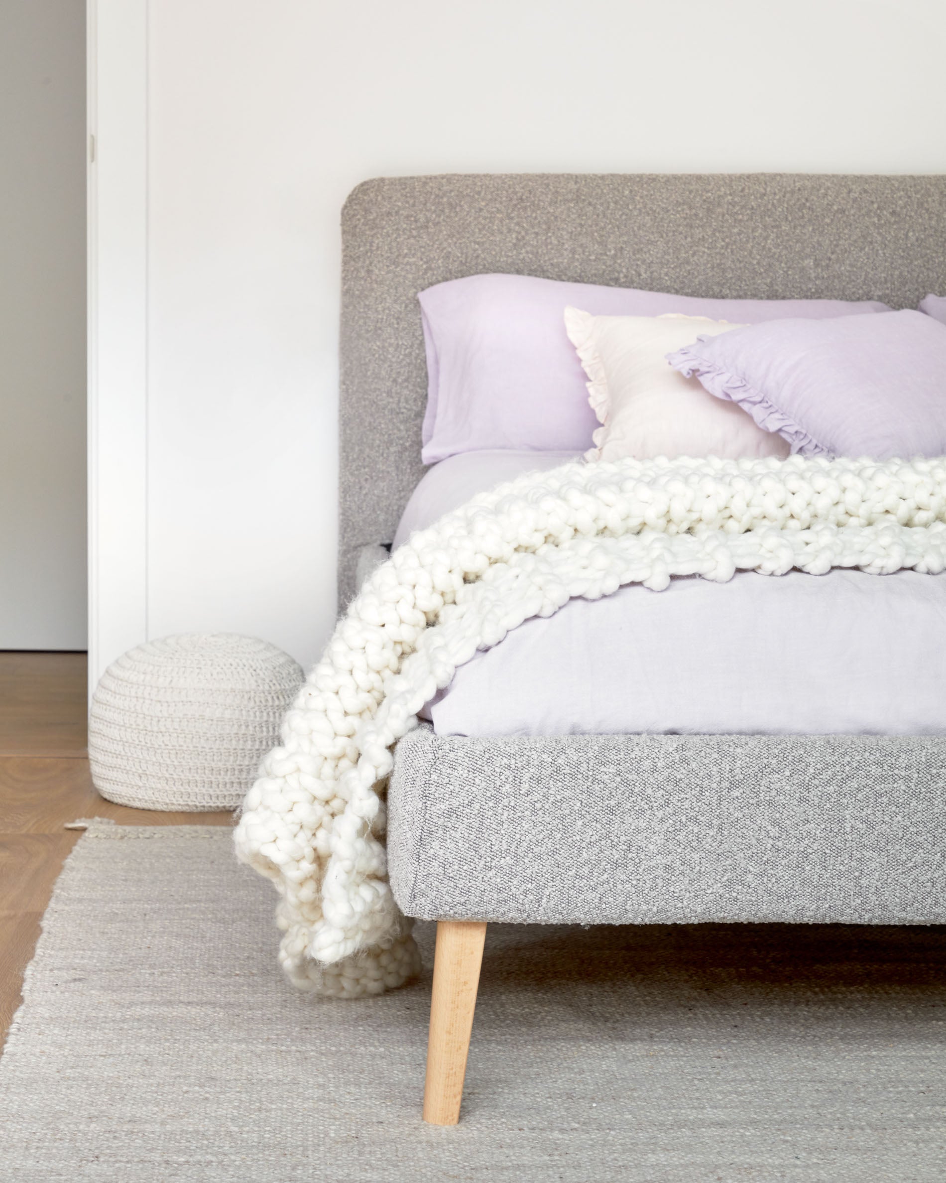 Dyla bed cover in light grey bouclé for a 160 x 200 cm mattress - Lifestyle
