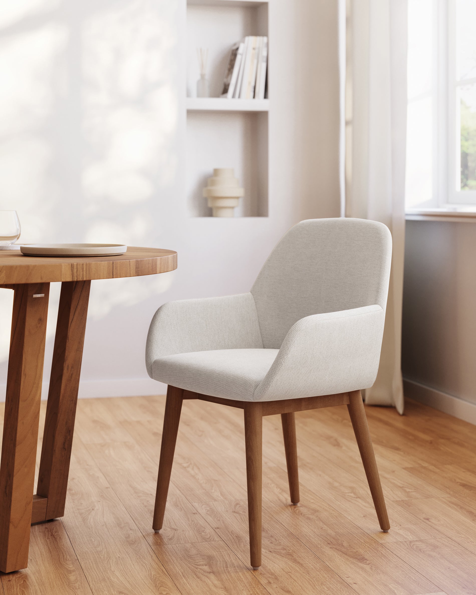 Konna chair in beige with solid ash wood legs in a dark finish FR - Lifestyle