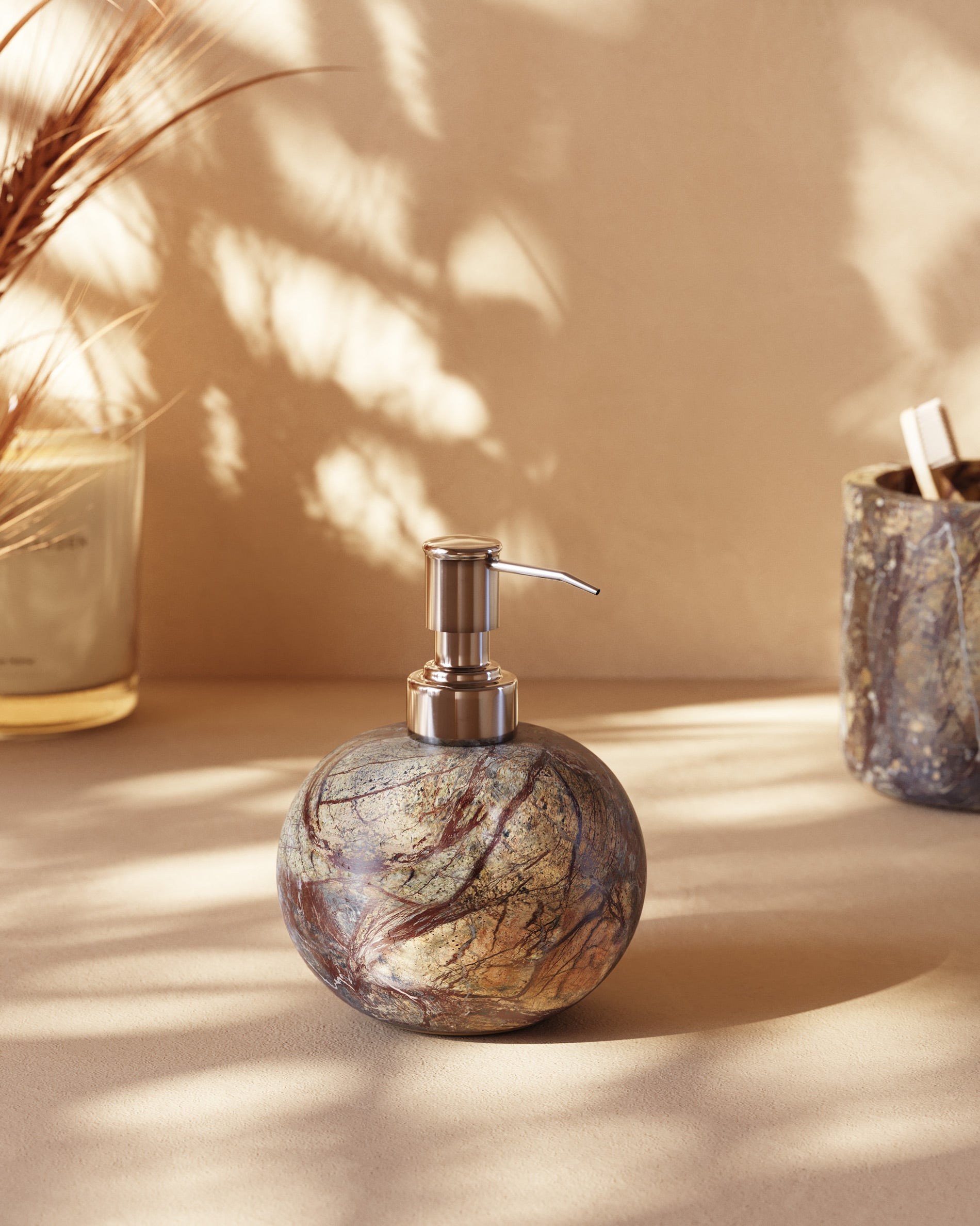 Spalsh beige marble soap dispenser - Lifestyle
