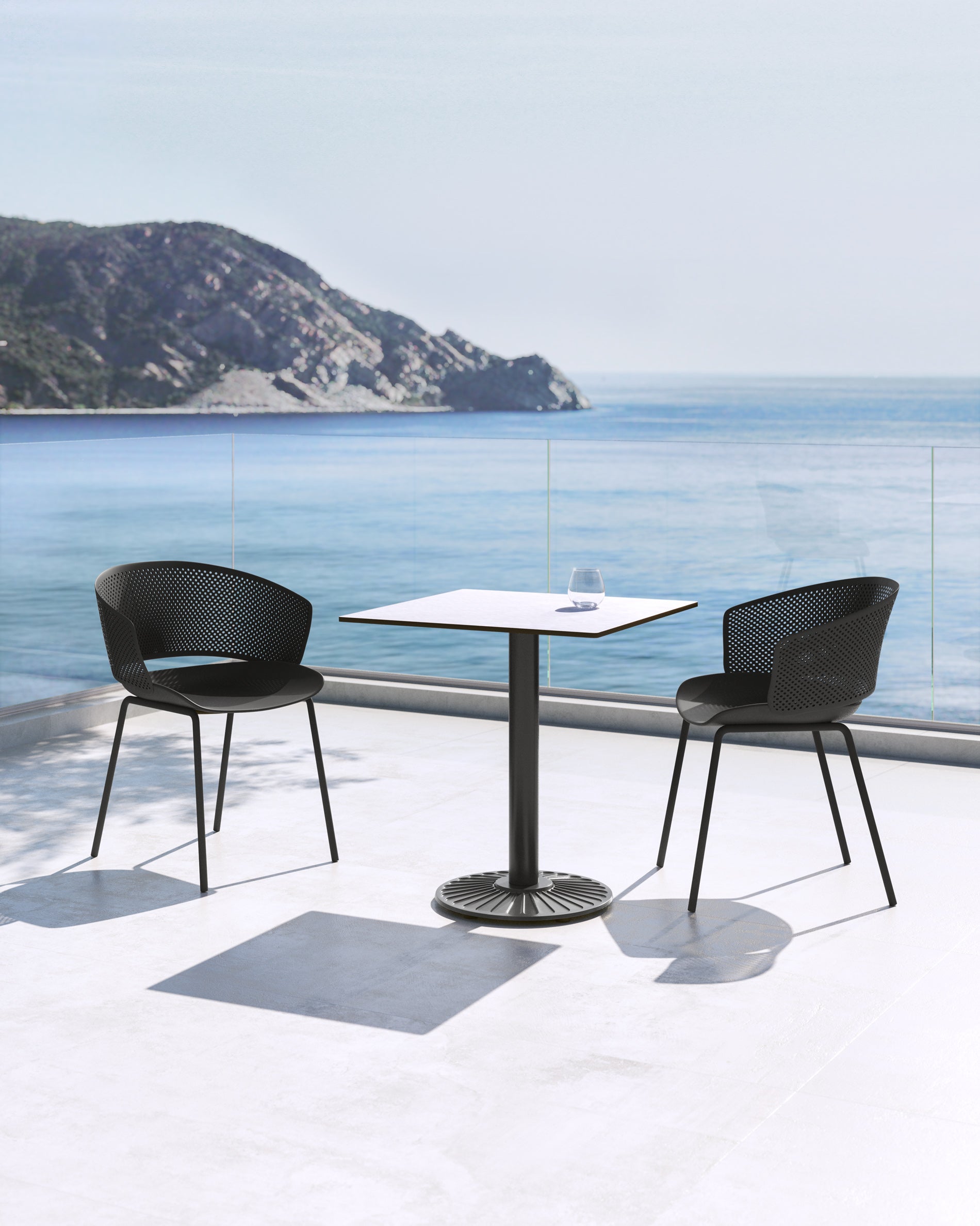 Yeray black garden chair - Lifestyle