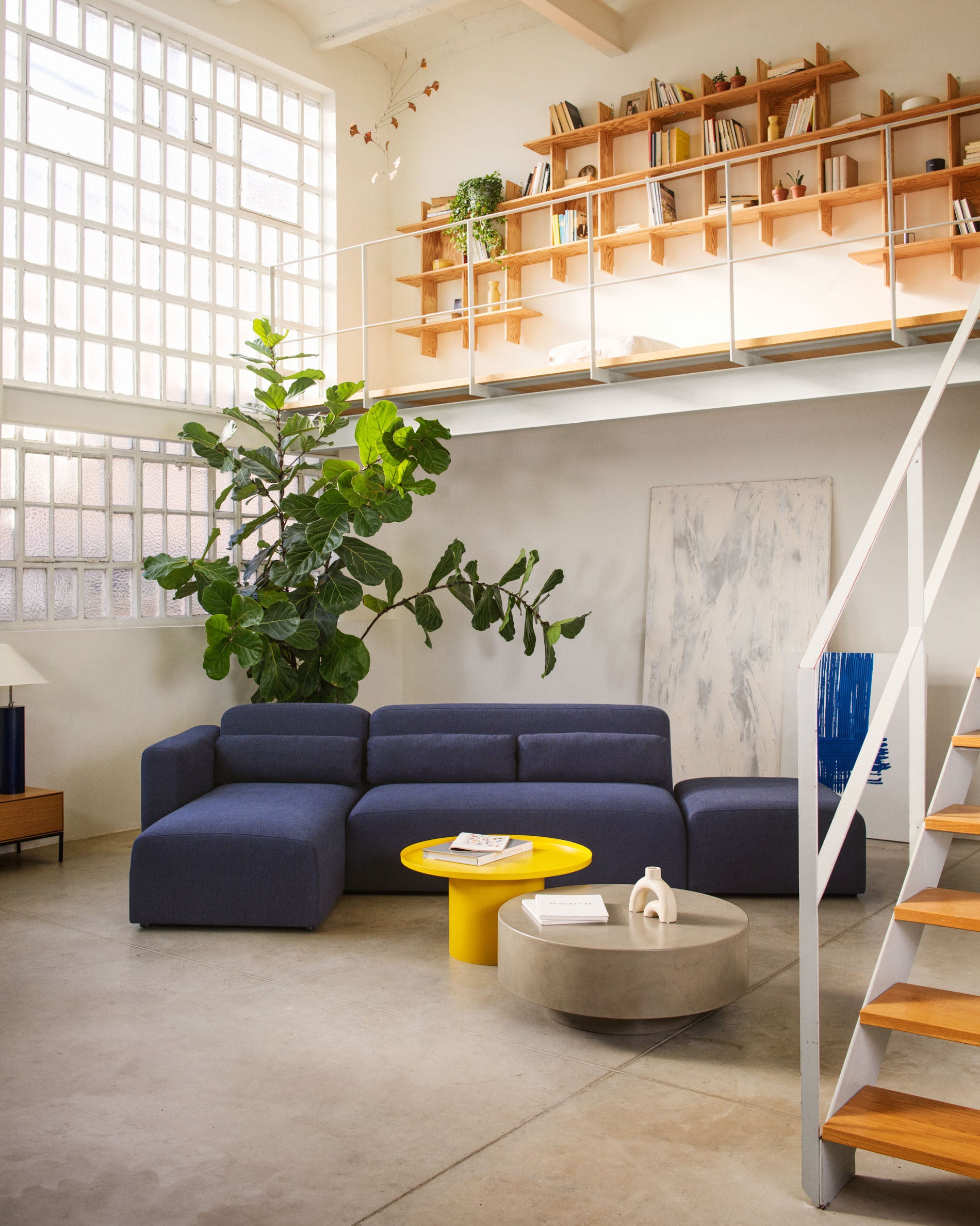 Fleksa round coffee table in mustard metal, Ø 72 cm - Lifestyle